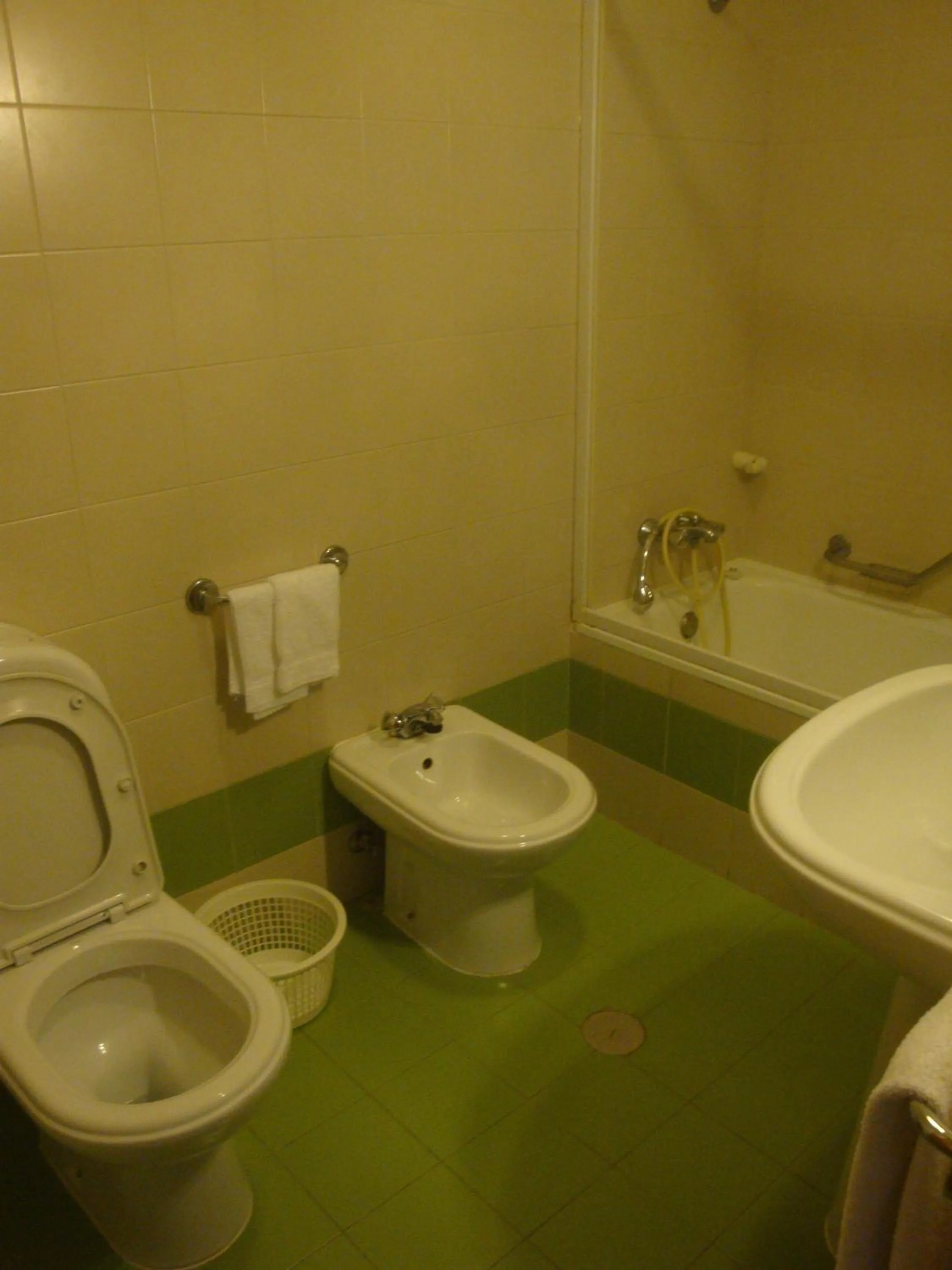 Bathroom in Hotel Santos