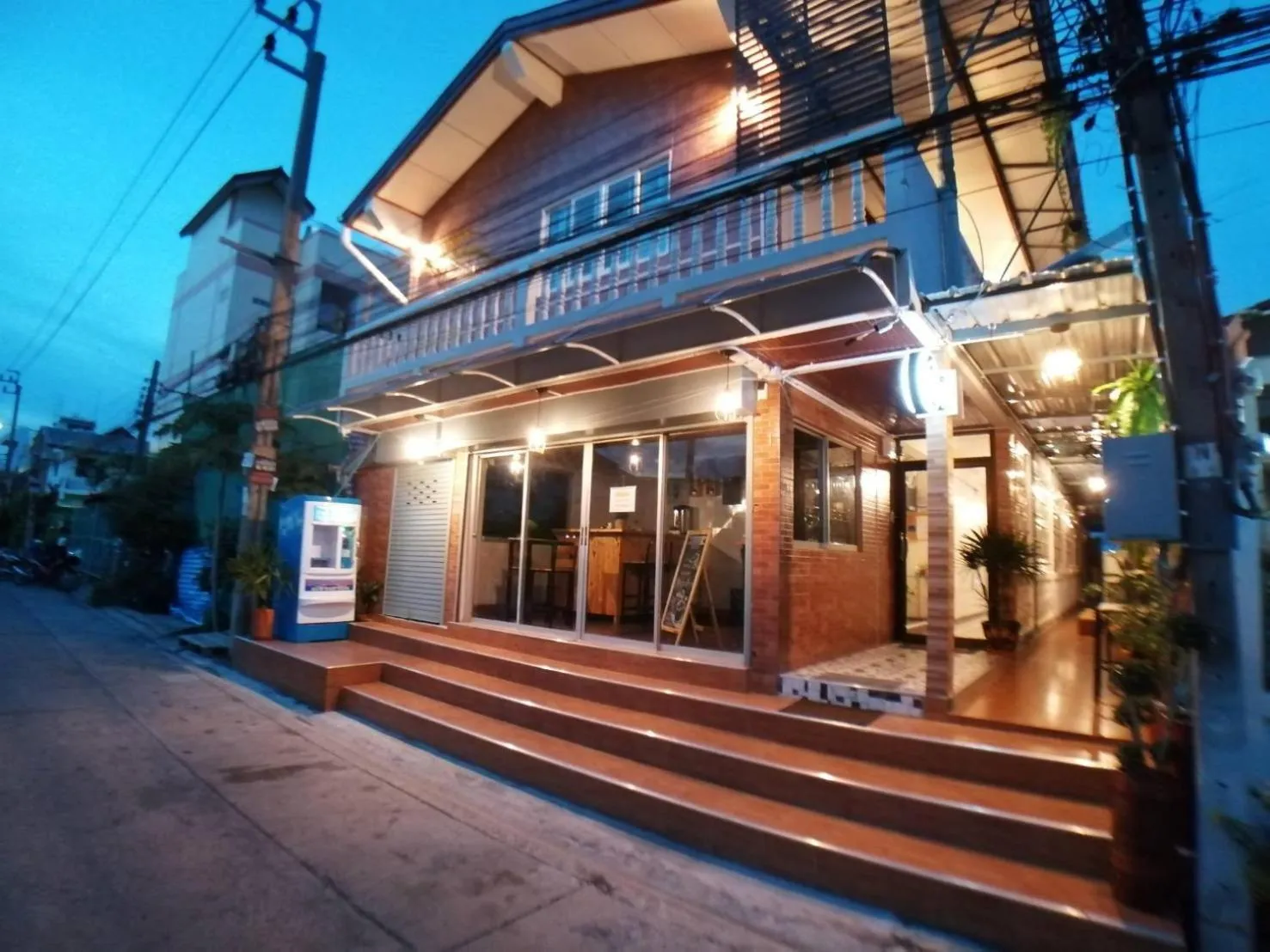 Property building in GoGoal Latkrabang