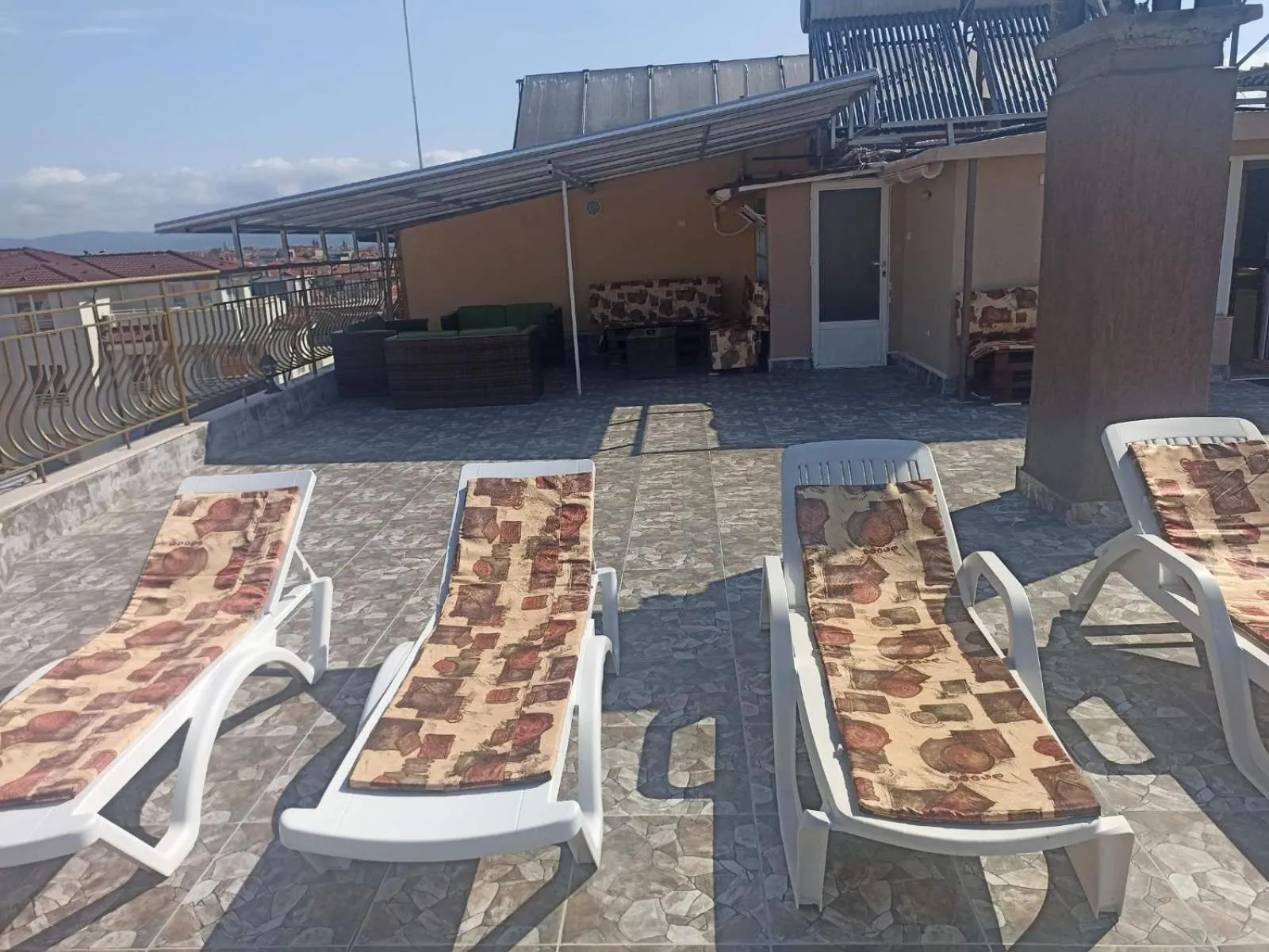 Krasi Hotel