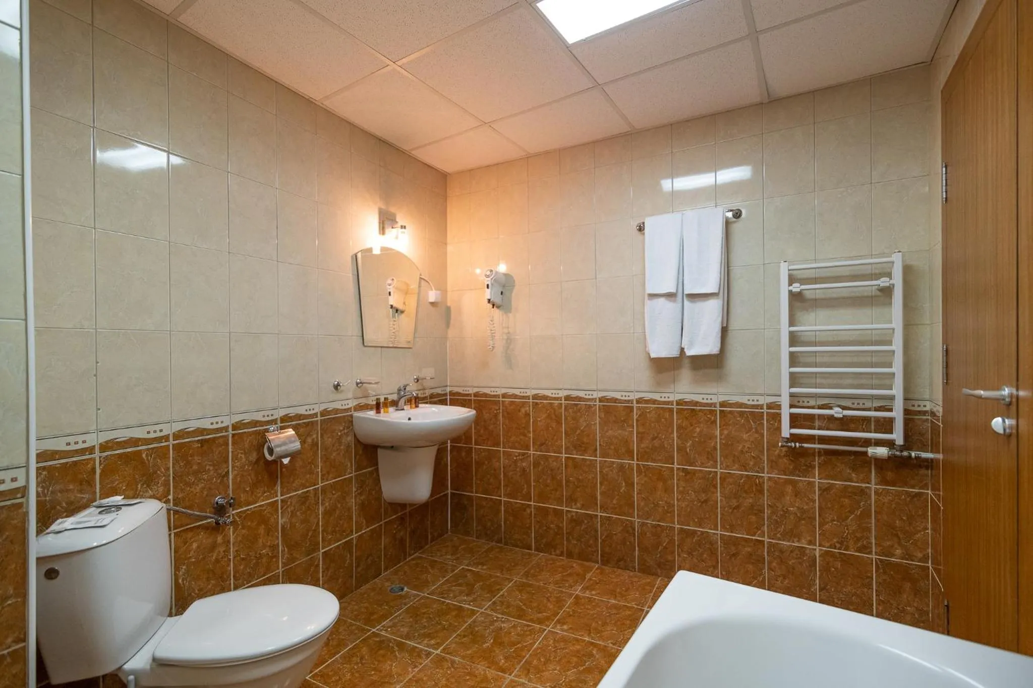 Shower in Adamo Hotel