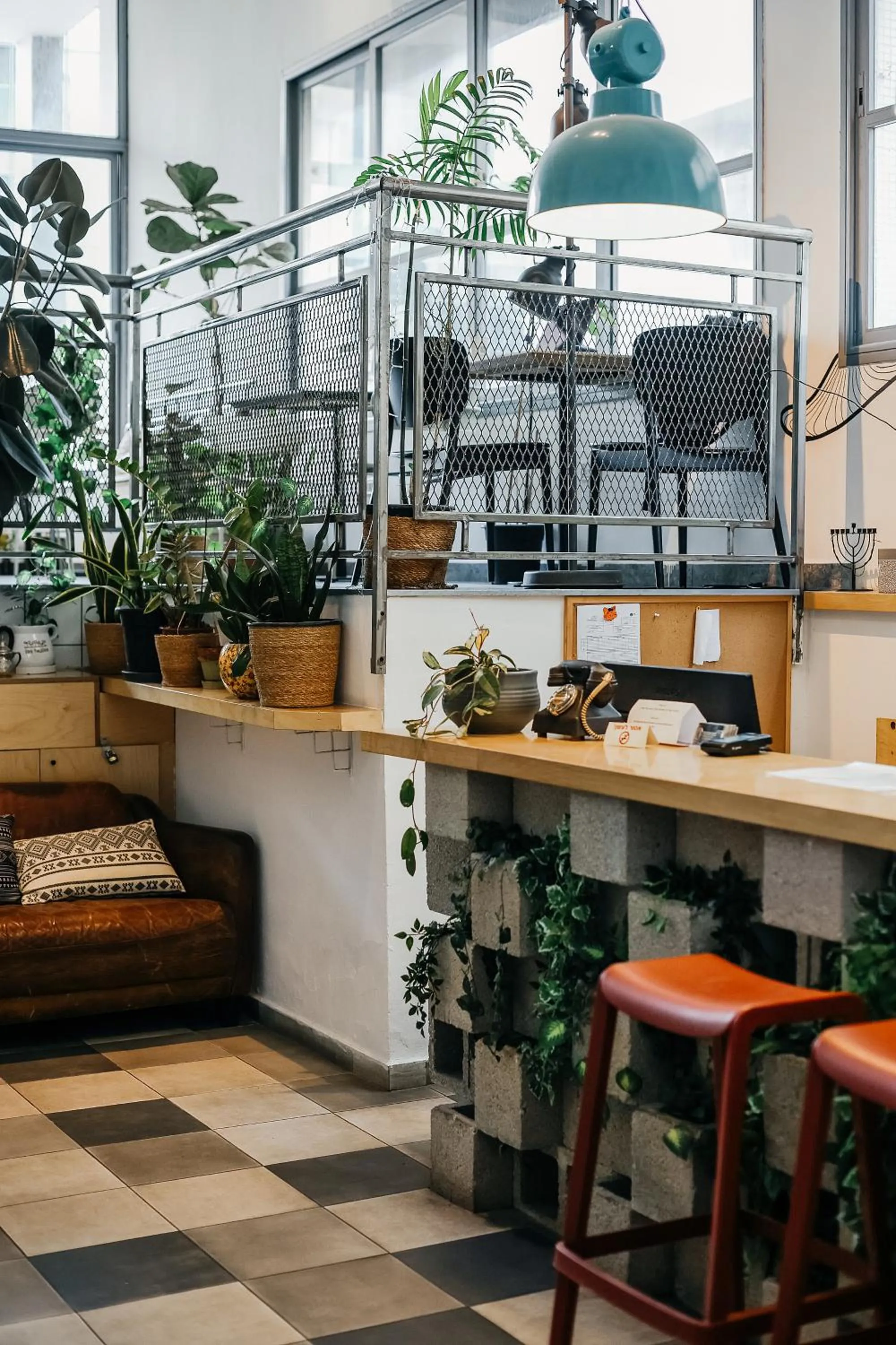 Living room in Domus Metro Hotel