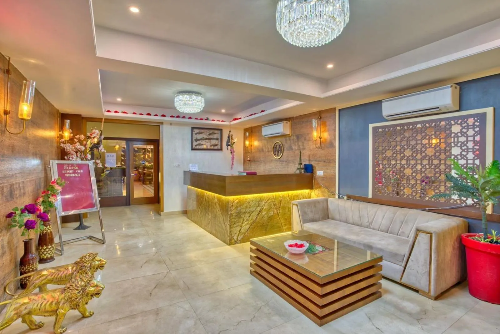 Lobby or reception in Height View Residency