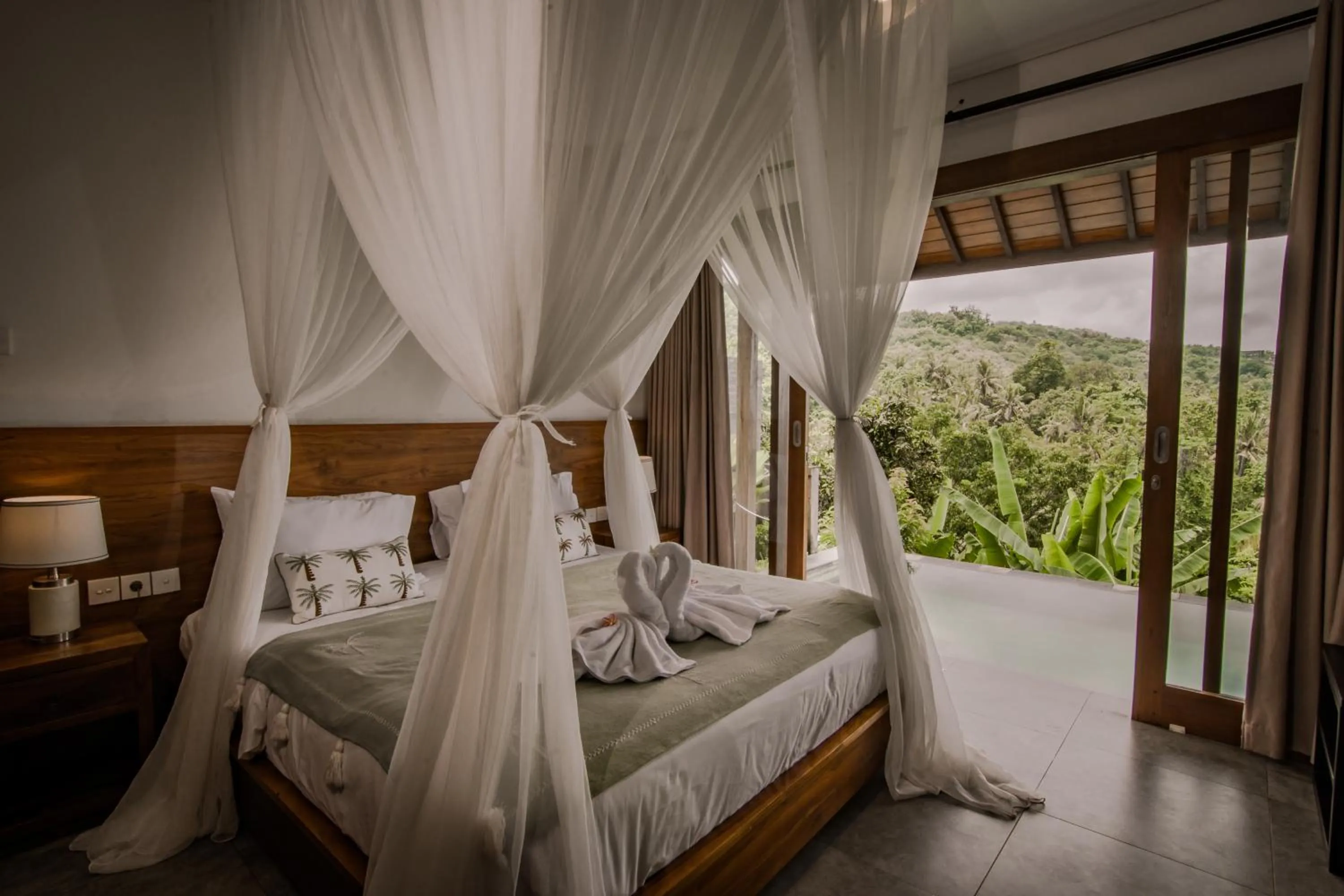 View (from property/room), Bed in Abinawa Hill