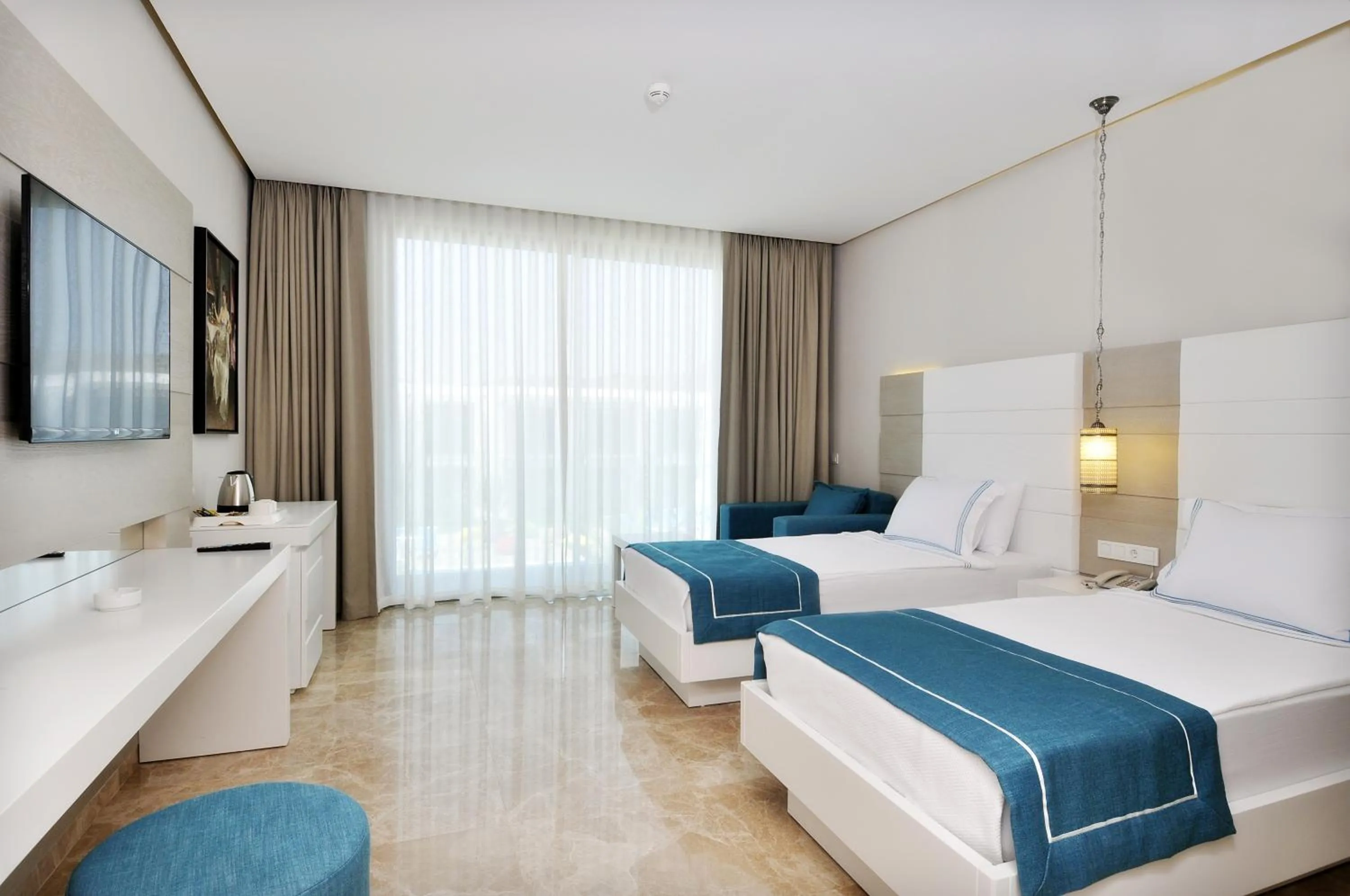 Bedroom, Bed in Lugga Boutique Hotel & Beach