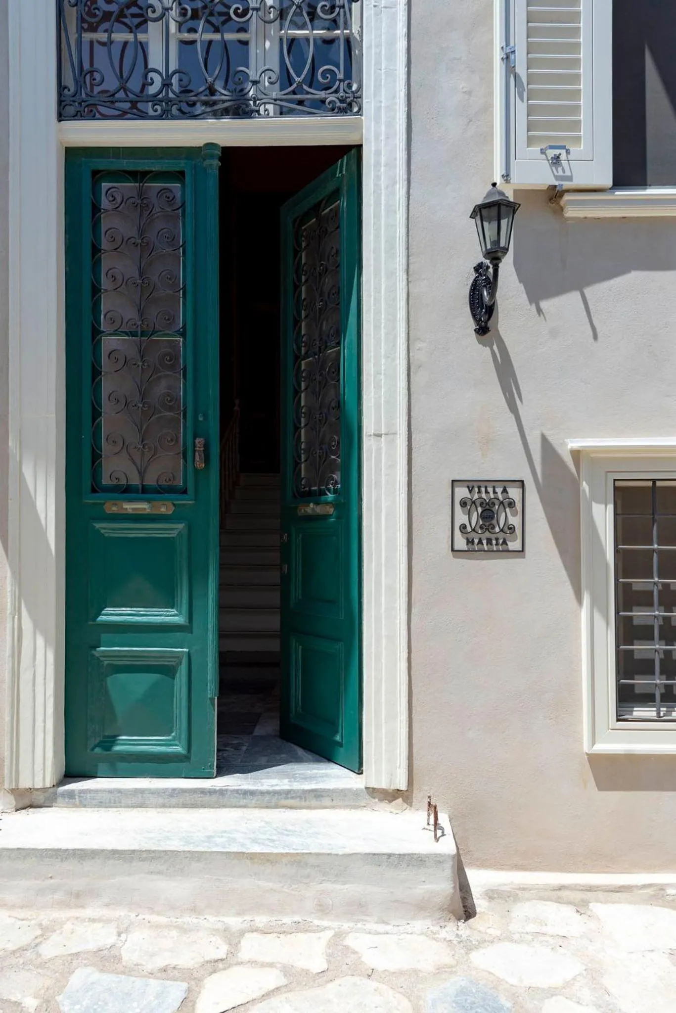 Facade/entrance in Villa Maria-Syros