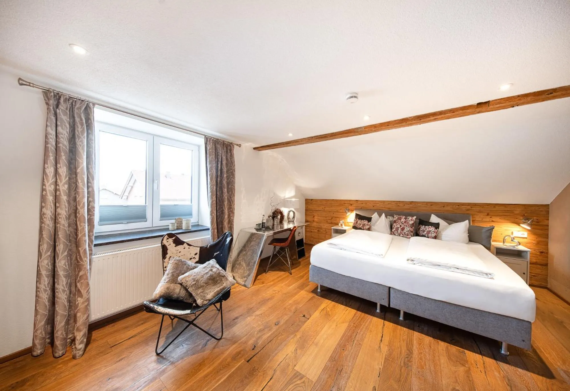 Bedroom, Bed in Mäsers Allgäuherz