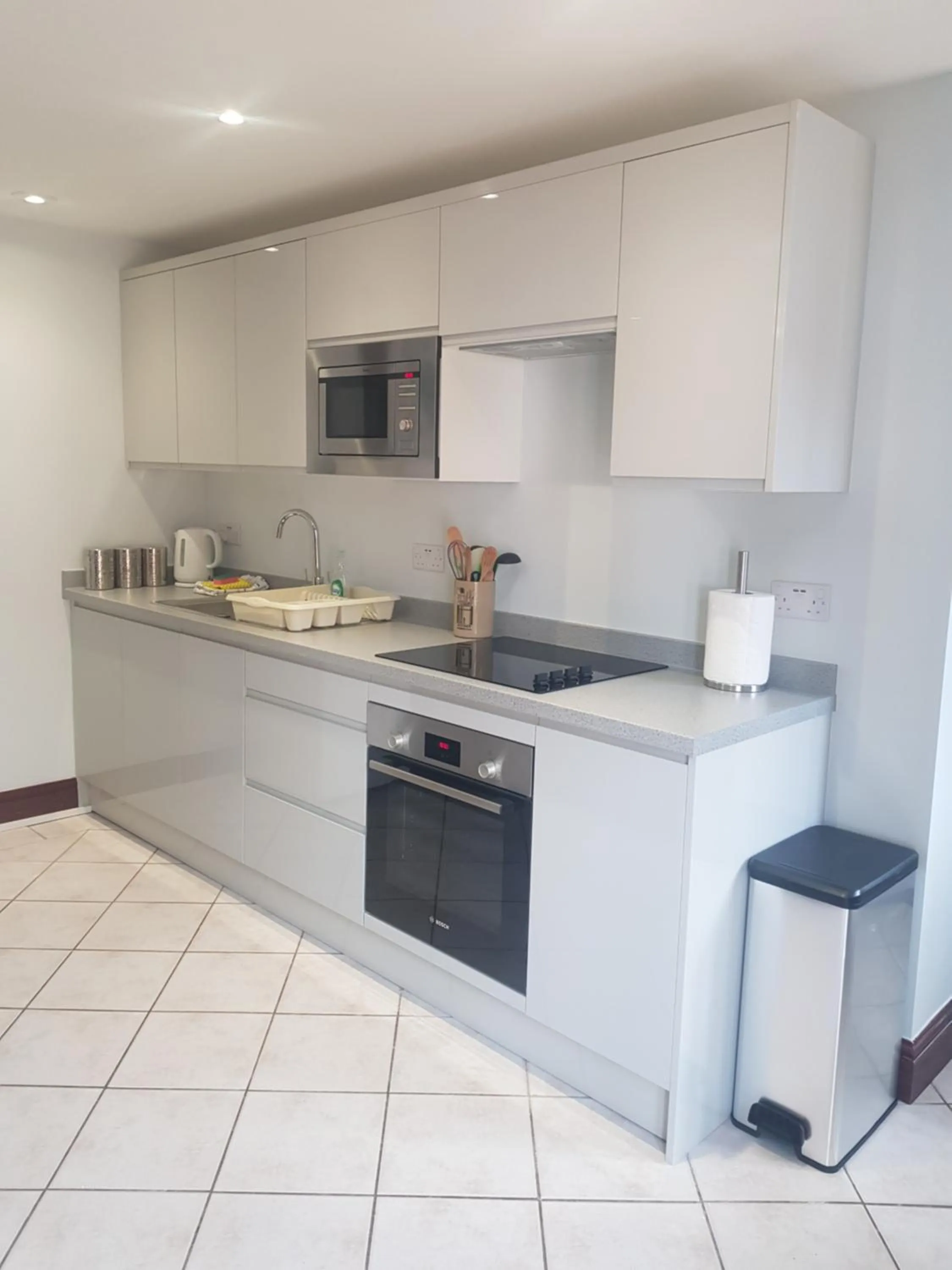 Kitchen or kitchenette in Low Farm Cottages