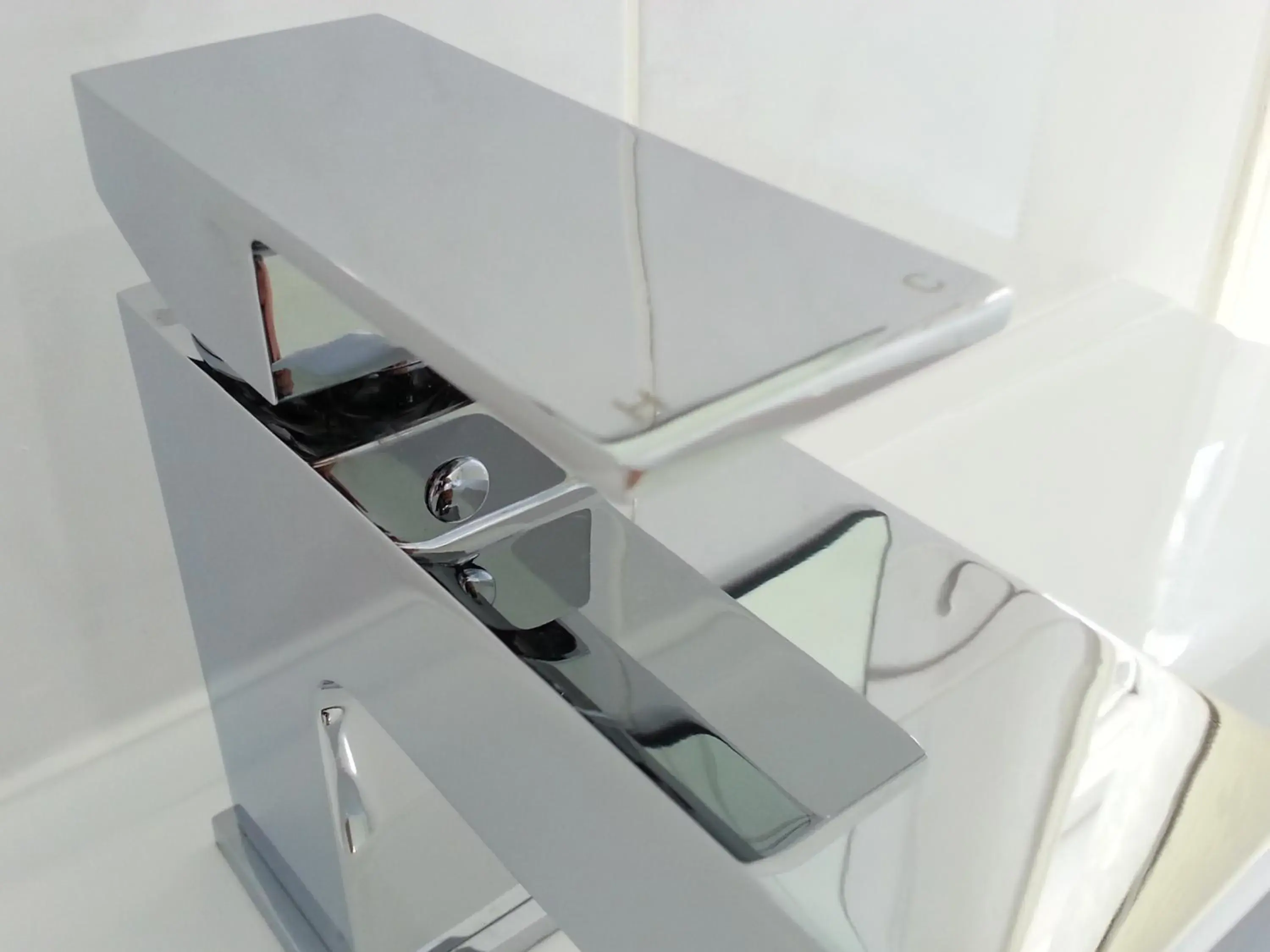 Twin Room with Bathroom in Beaufort Lodge - Central Location & Free Parking Twin Room with Bathroom in Beaufort Lodge - Central Location & Free Parking