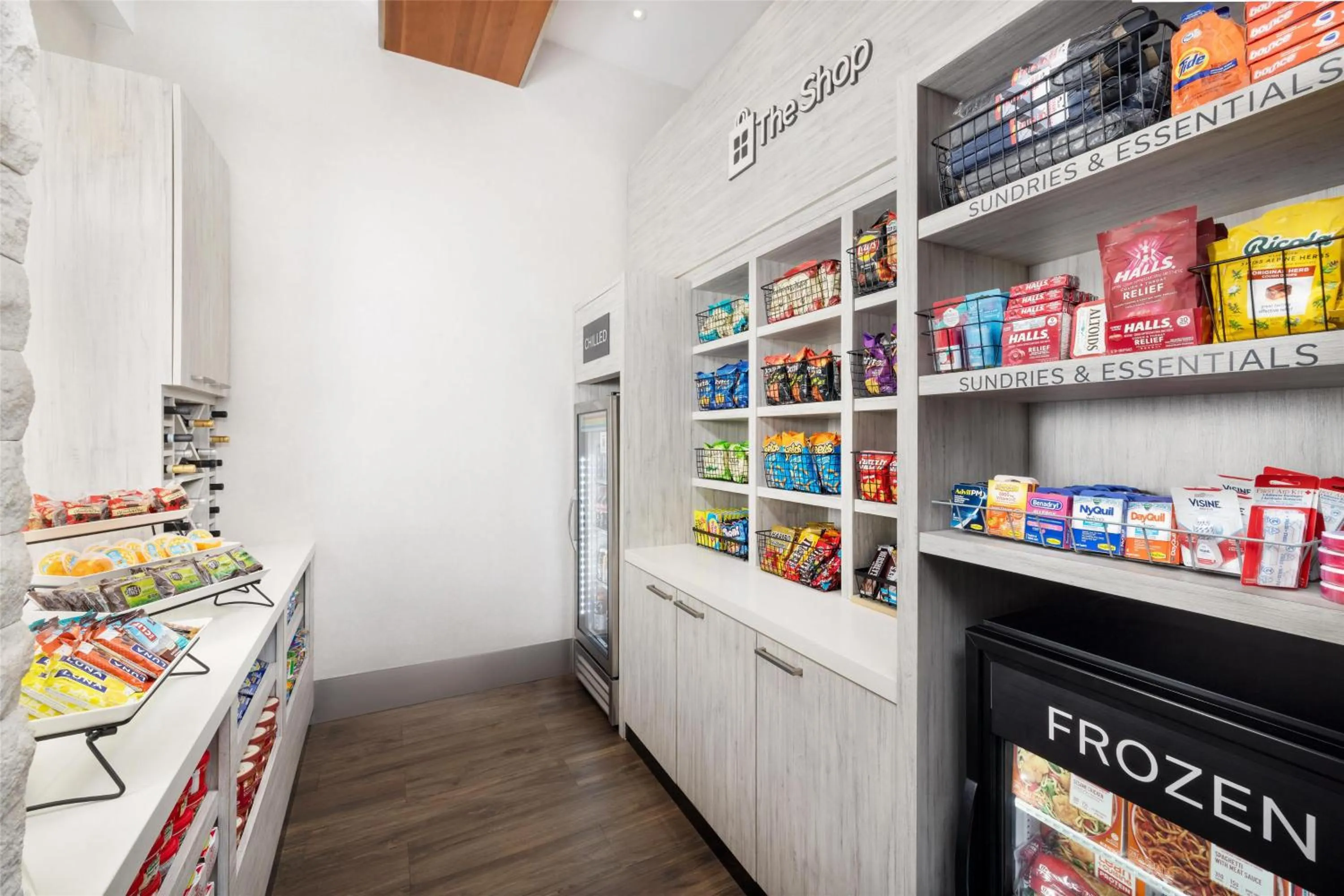 Restaurant/places to eat in Hilton Garden Inn New York - Times Square Central