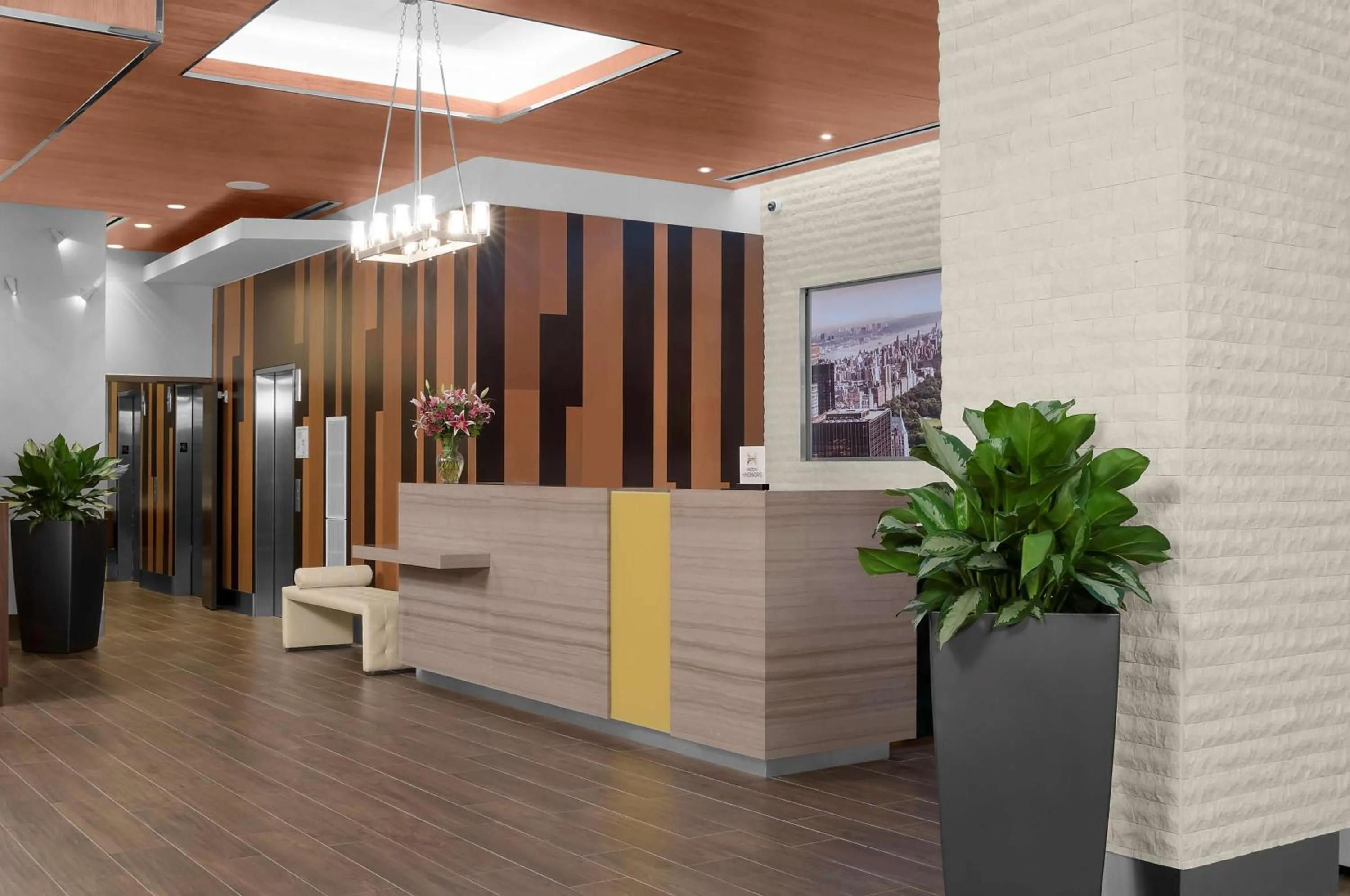 Lobby or reception in Hilton Garden Inn New York - Times Square Central