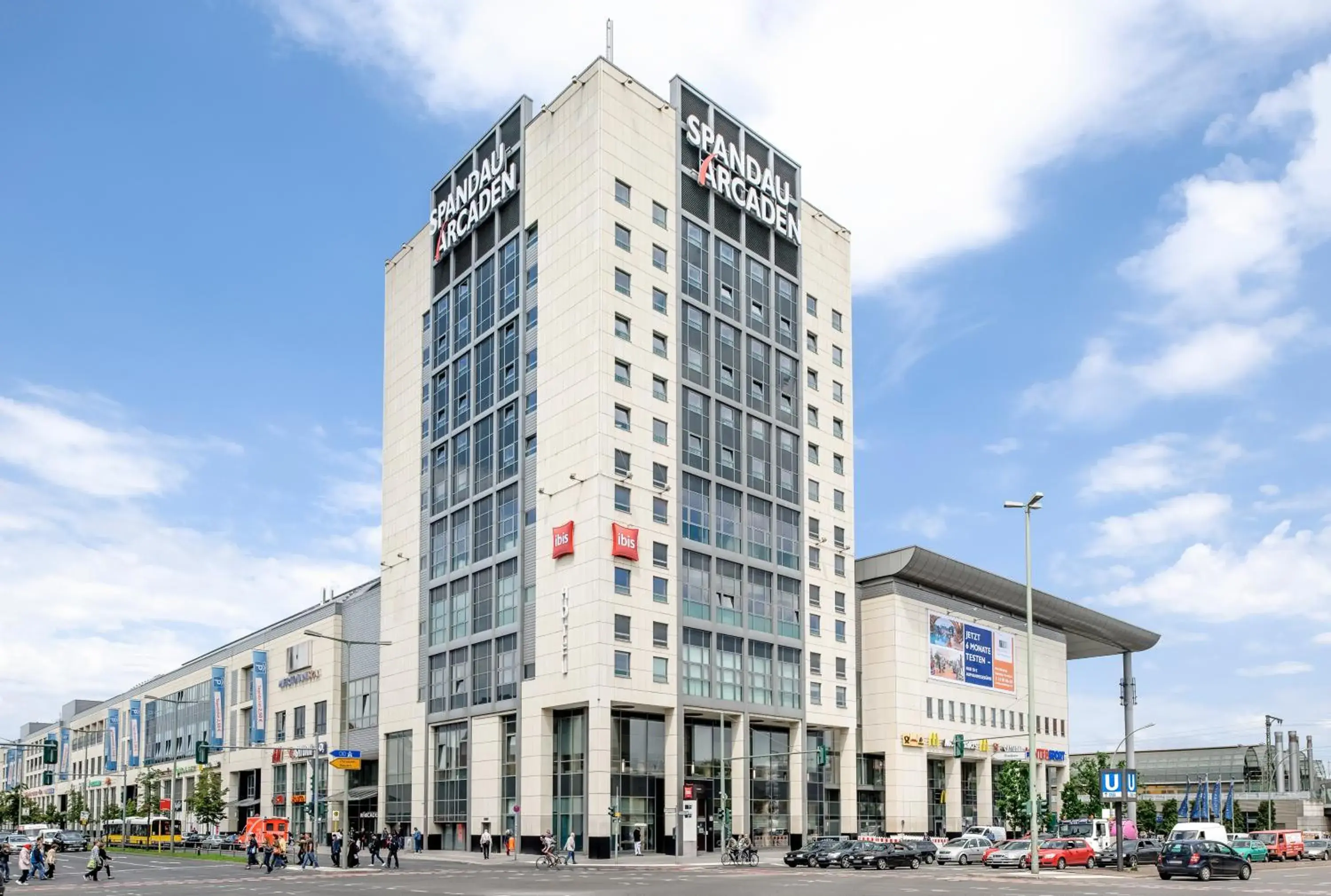 Property building in ibis Hotel Berlin Spandau Property building in ibis Hotel Berlin Spandau