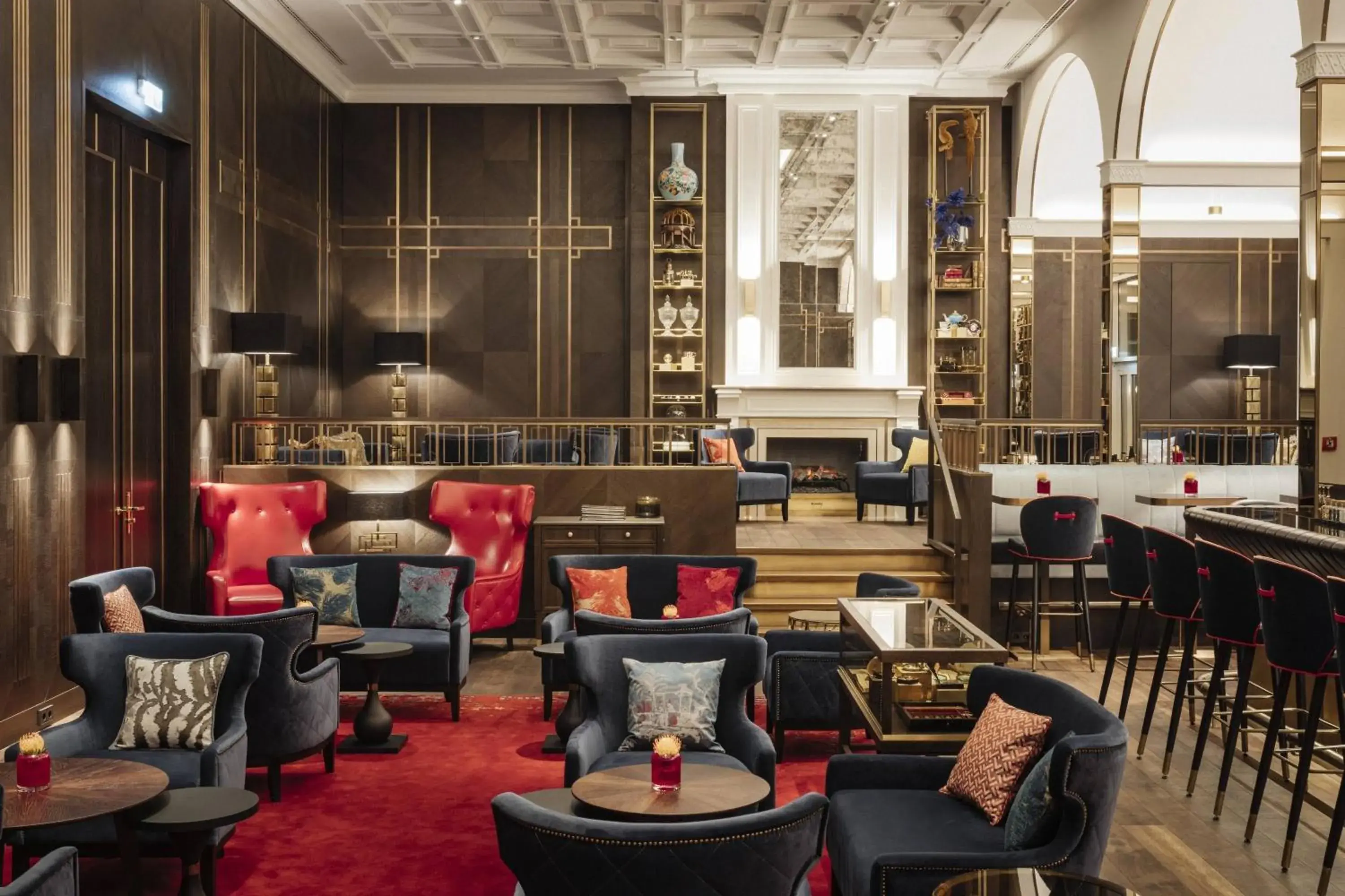Lounge or bar in Hotel Atlantic Hamburg, Autograph Collection Lounge or bar in Hotel Atlantic Hamburg, Autograph Collection