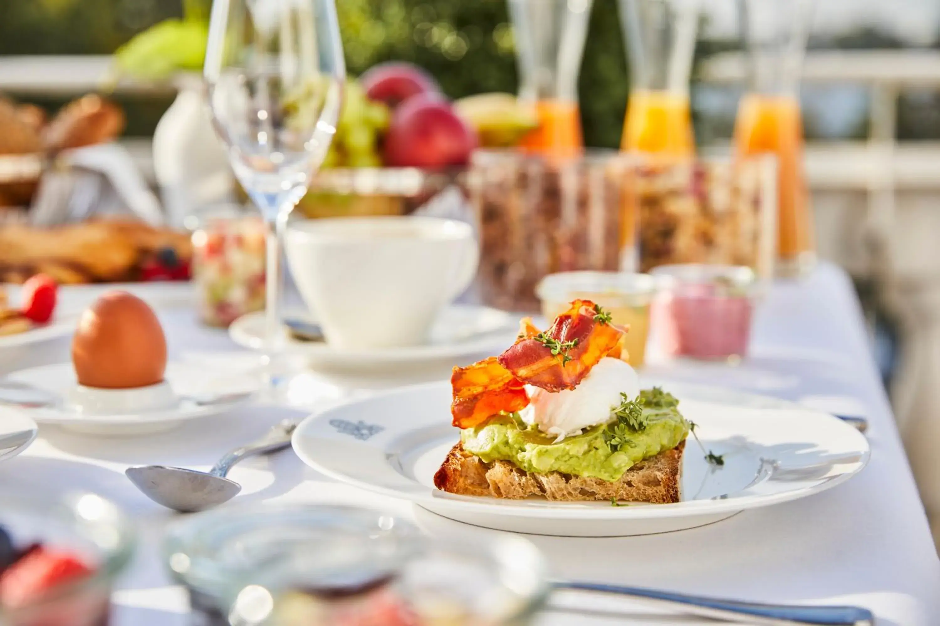 Breakfast in Hotel Atlantic Hamburg, Autograph Collection Breakfast in Hotel Atlantic Hamburg, Autograph Collection