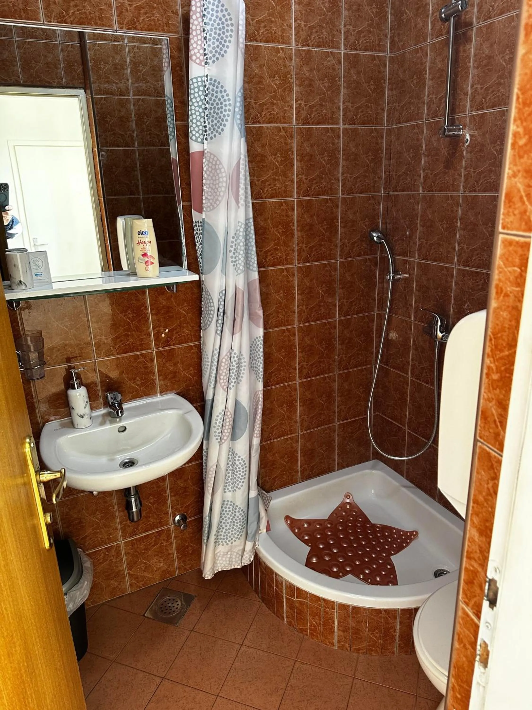 Shower in Guesthouse Perica