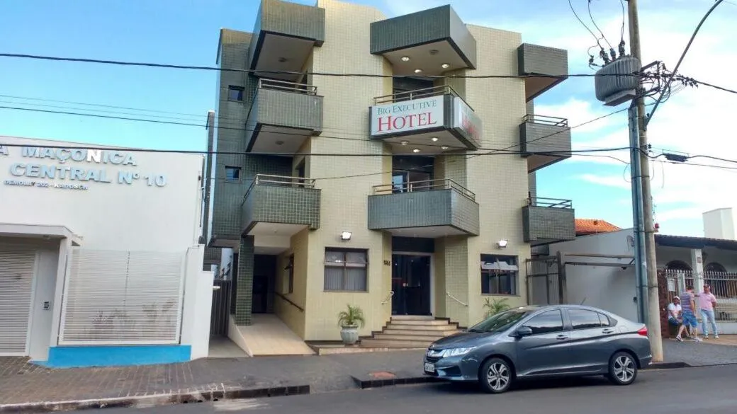 Facade/entrance in Big Executive Hotel