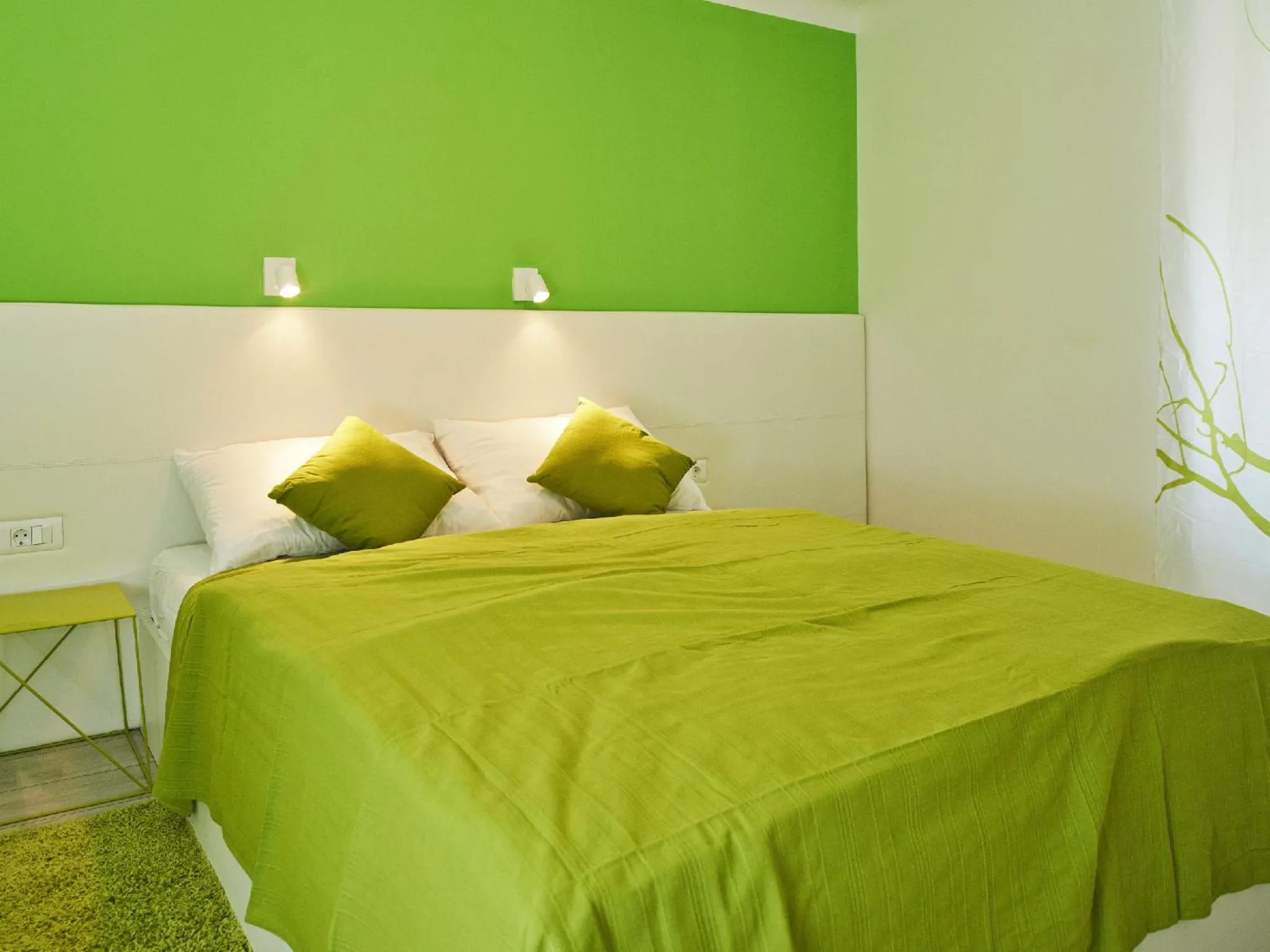 Bed in Design Studios SVI-MI