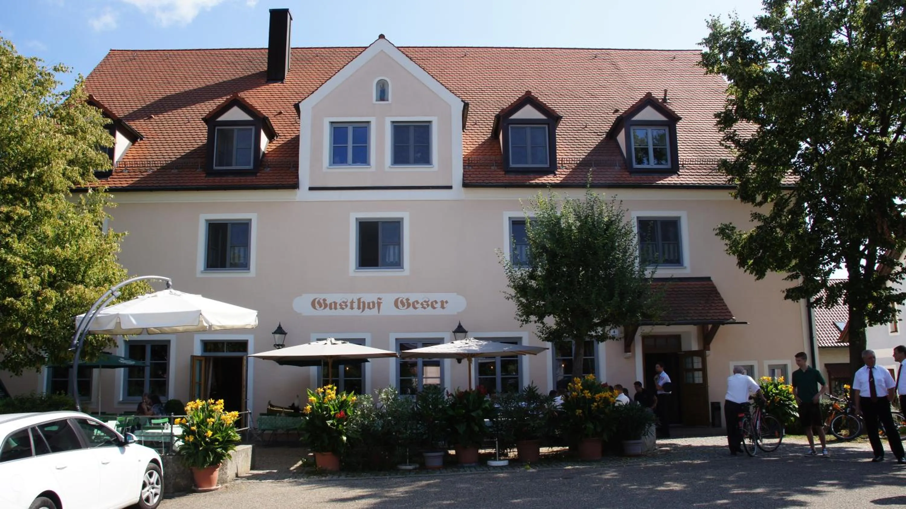 Facade/entrance in Landgasthof Geser