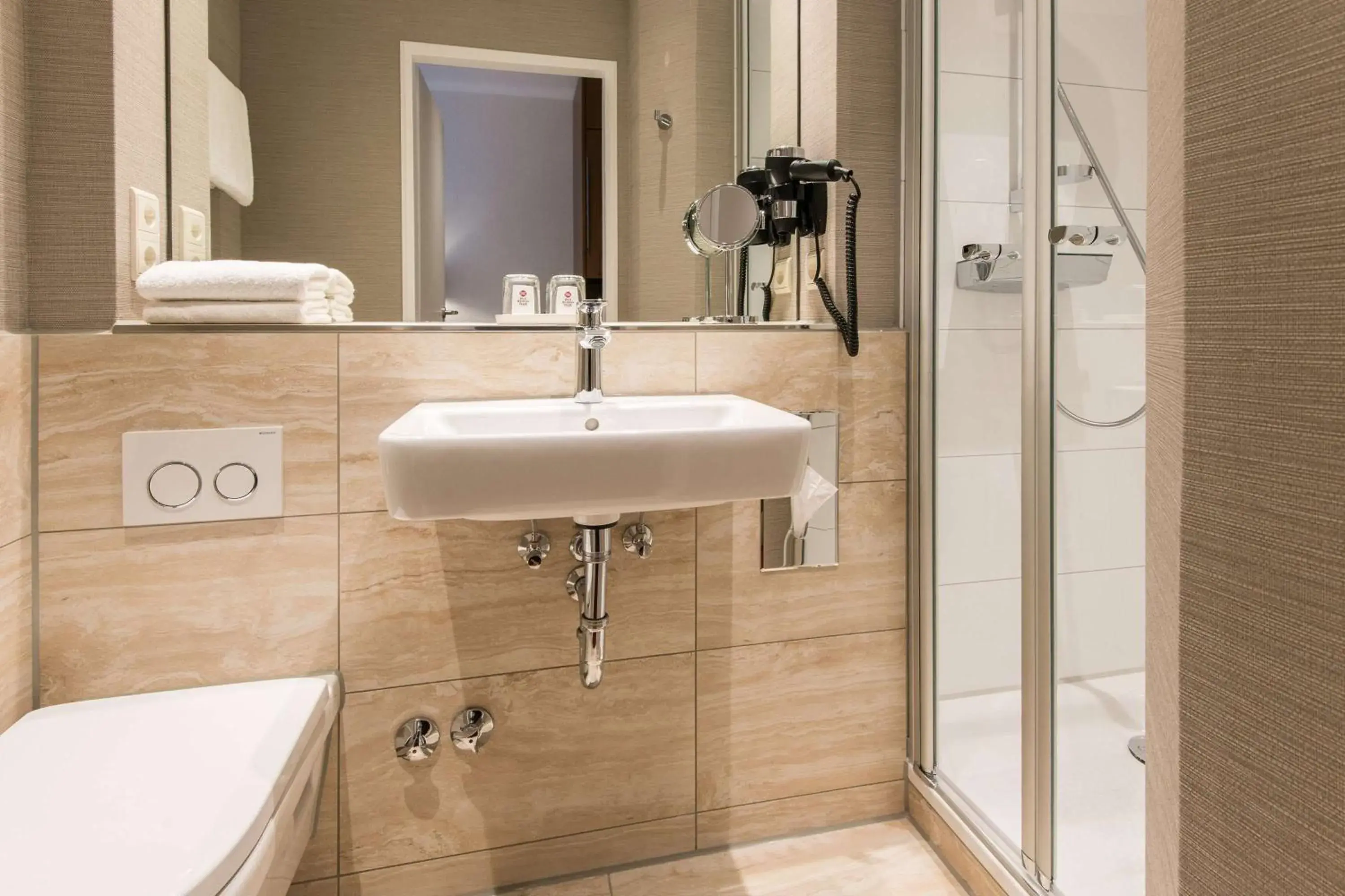 Best Western Plus Hotel St. Raphael Best Western Plus Hotel St. Raphael