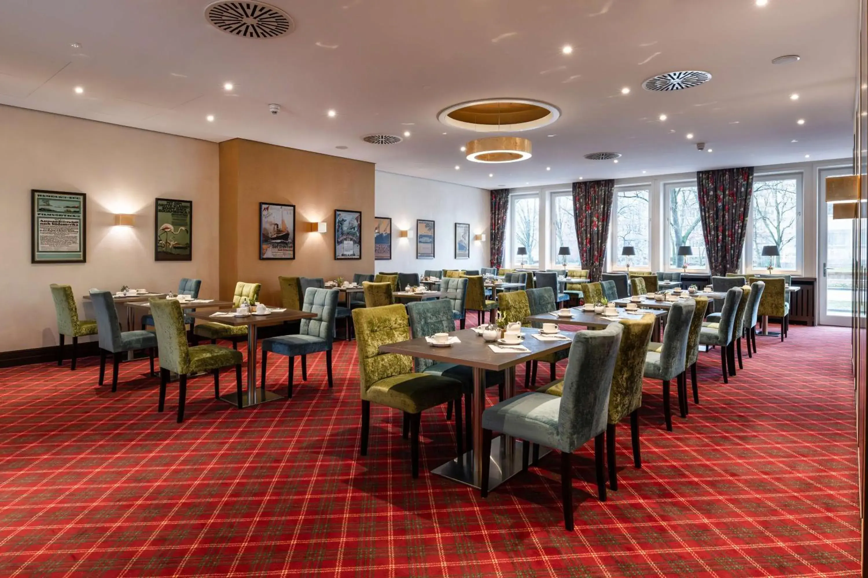 Breakfast in Best Western Plus Hotel St. Raphael Breakfast in Best Western Plus Hotel St. Raphael