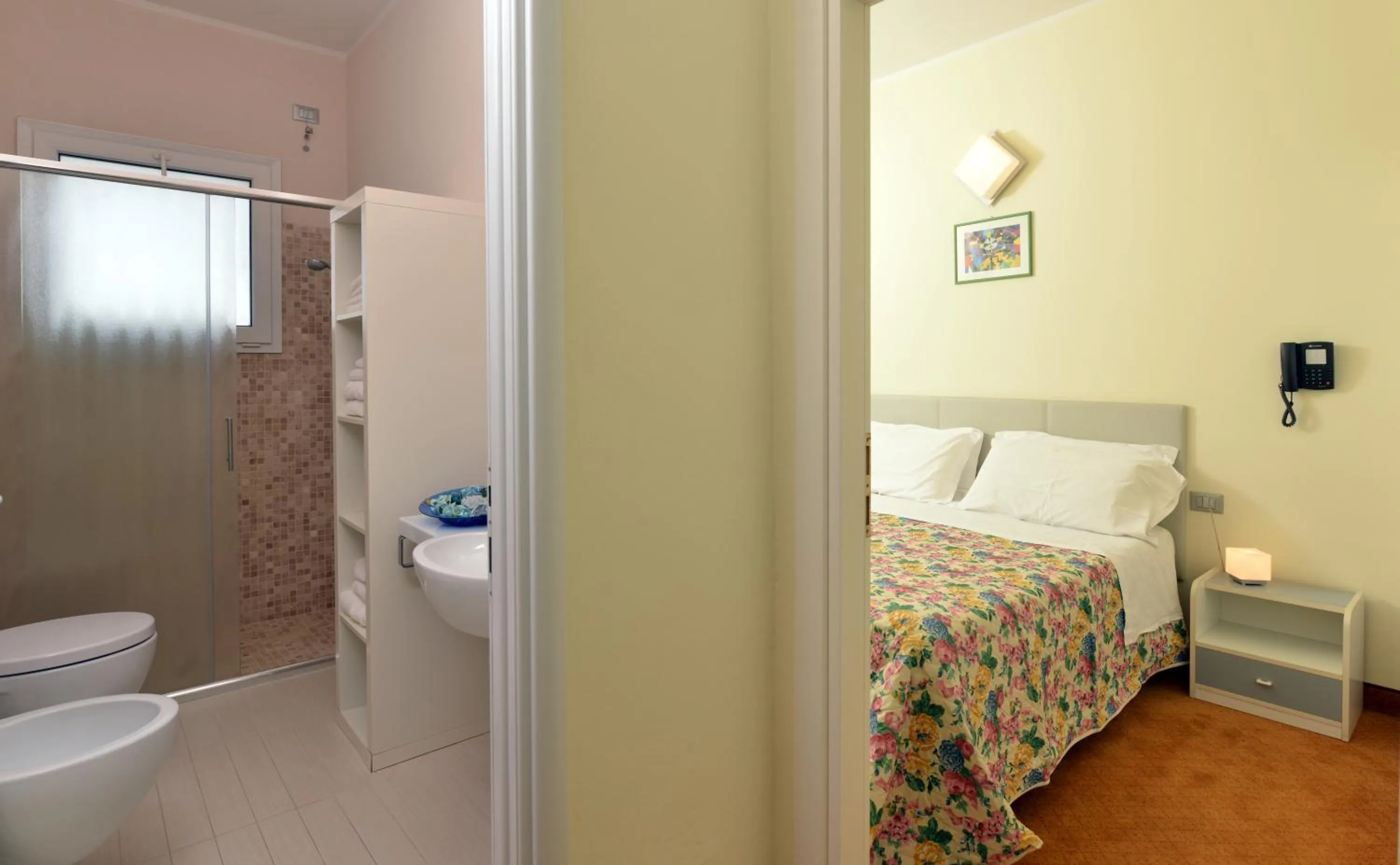 Decorative detail, Bed in Hotel Doge