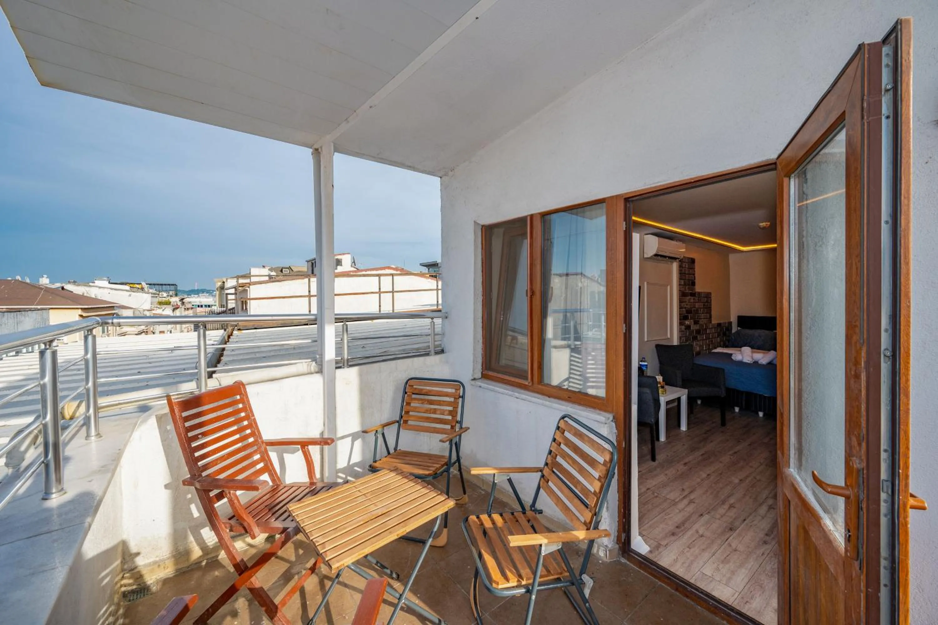 Balcony/Terrace in Aiza Suites