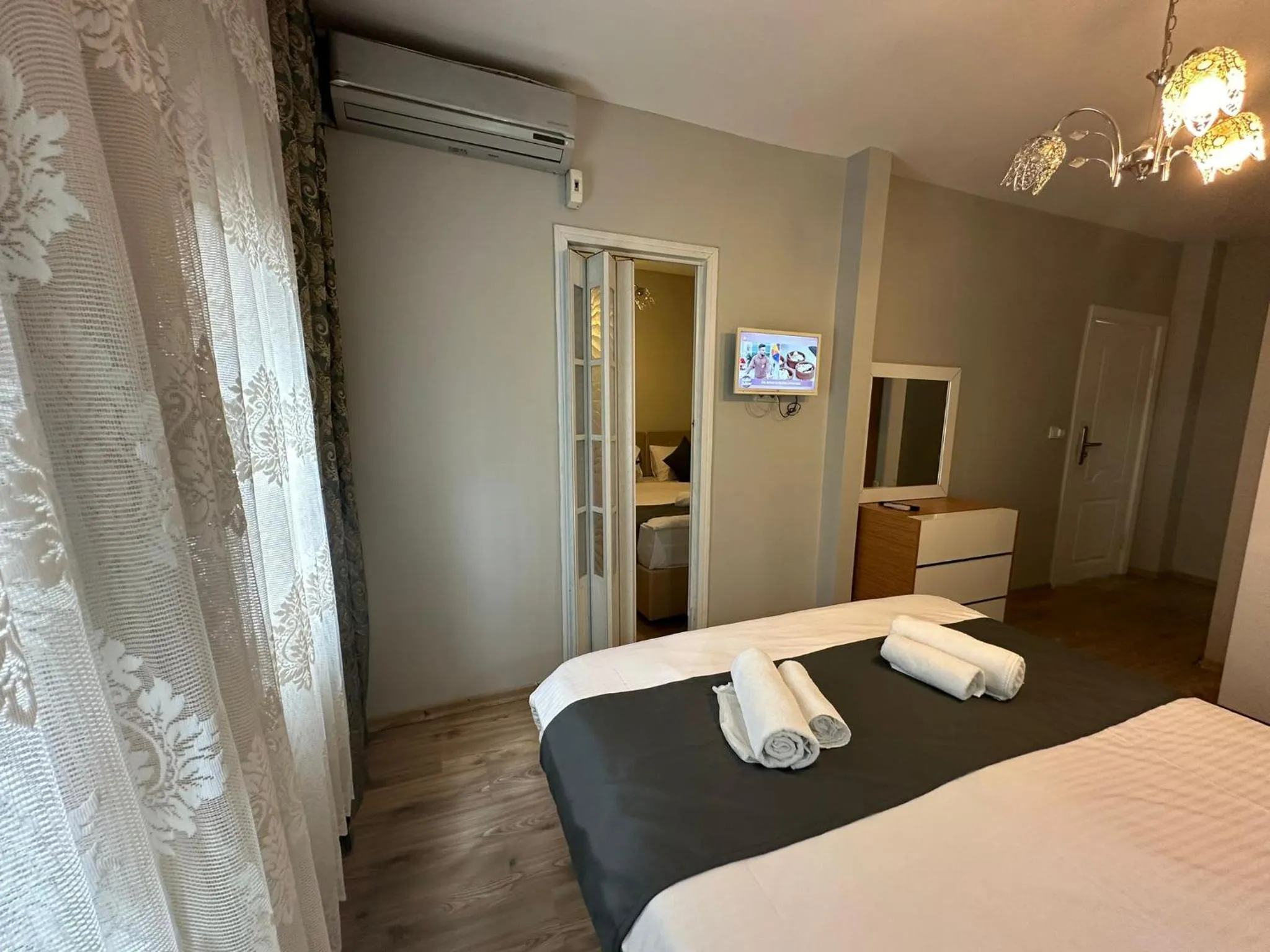 Bed in Rose Bouquets Hotel