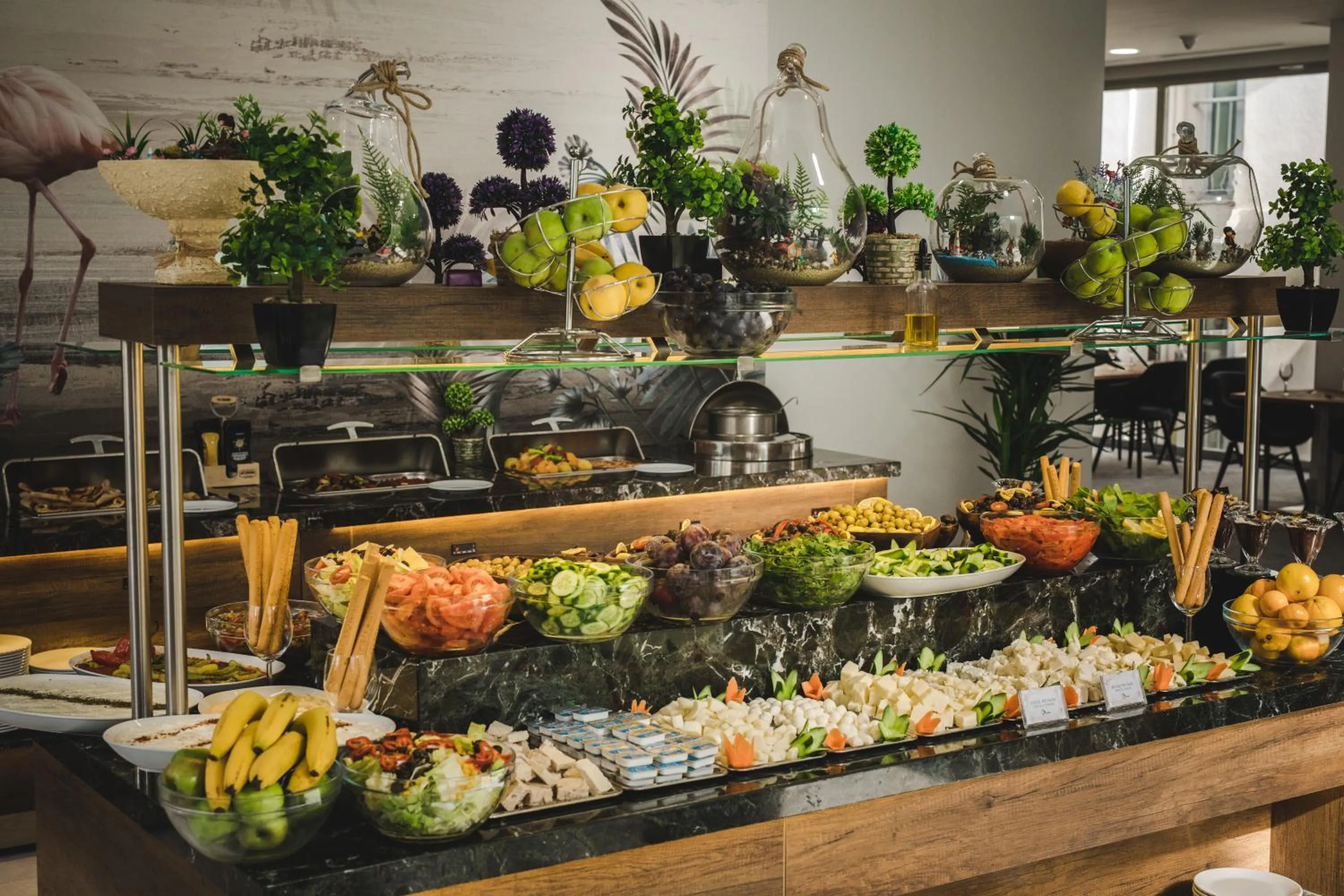 Food and drinks in Alan Suites