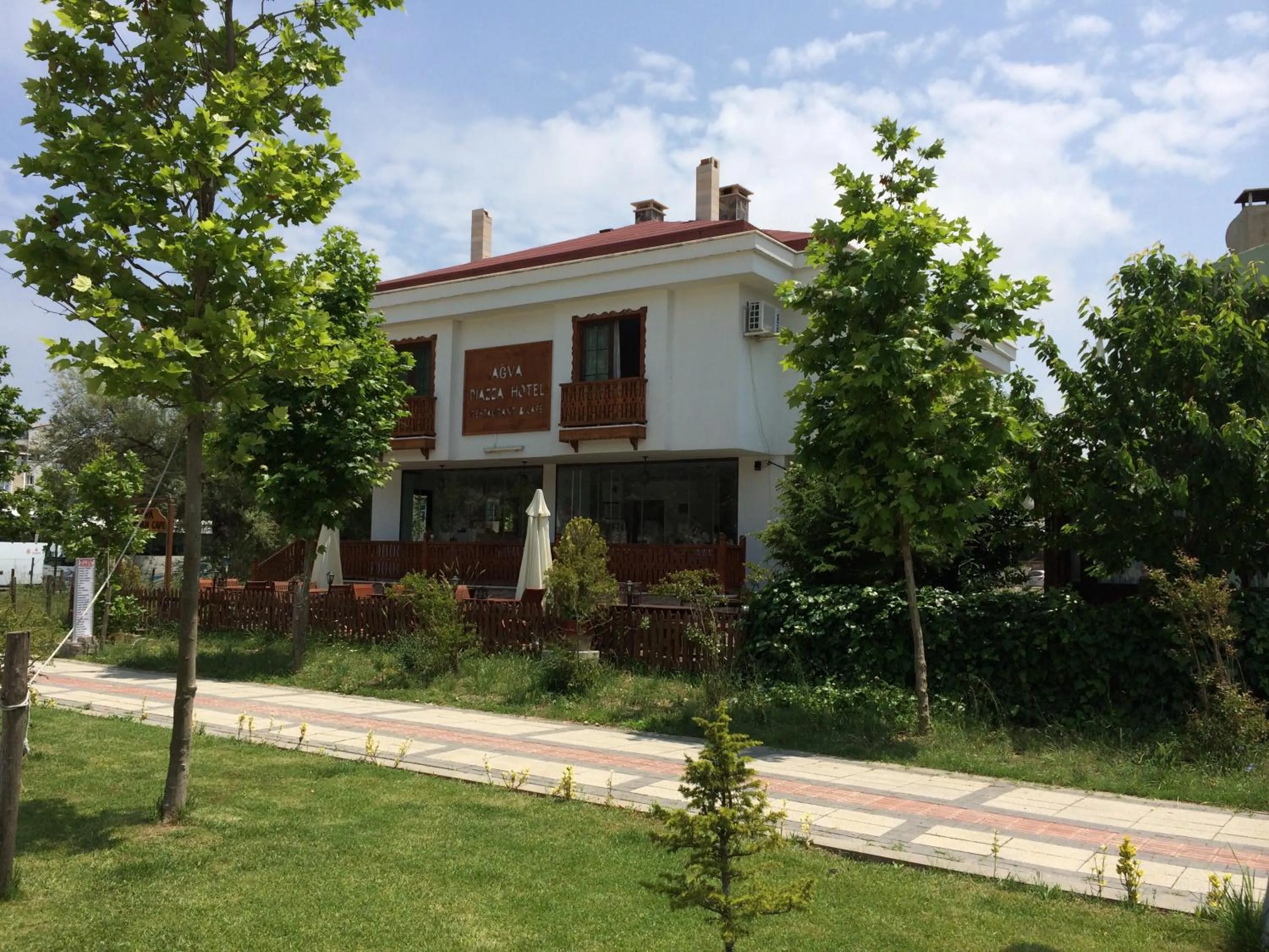 Facade/entrance in Agva Piazza Hotel