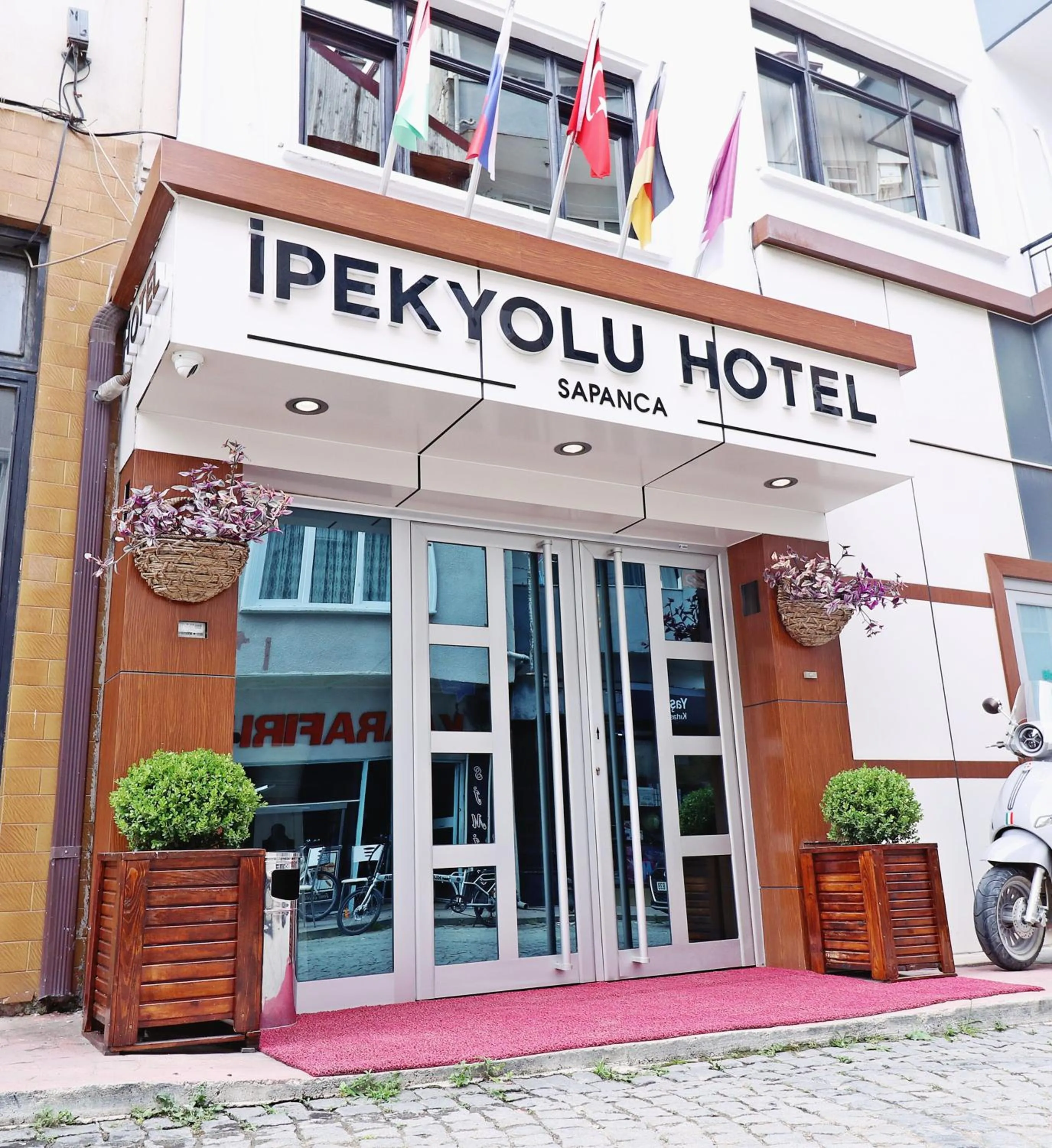 Facade/entrance in Hotel Ipekyolu