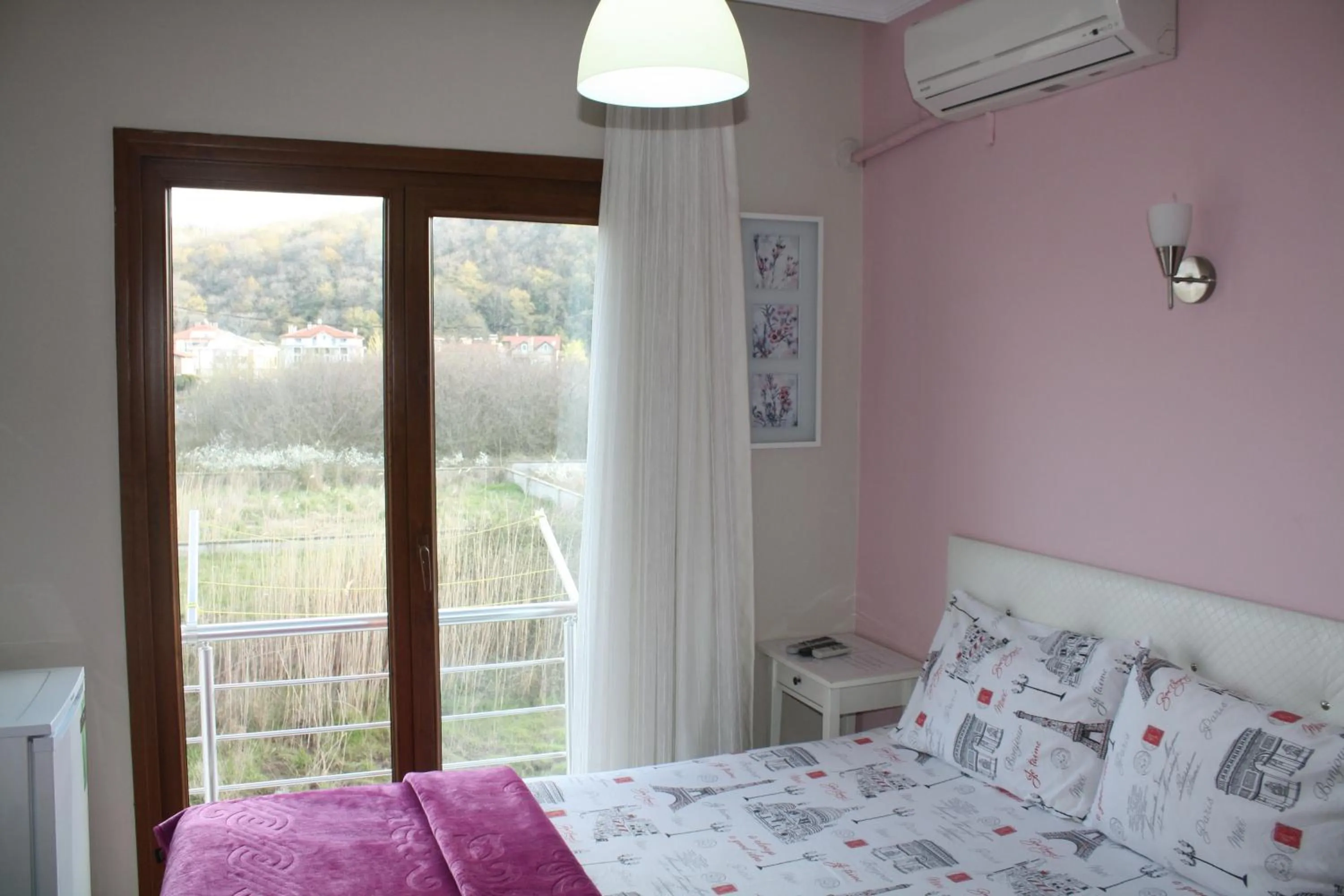 Bed in Sapphire Hotel