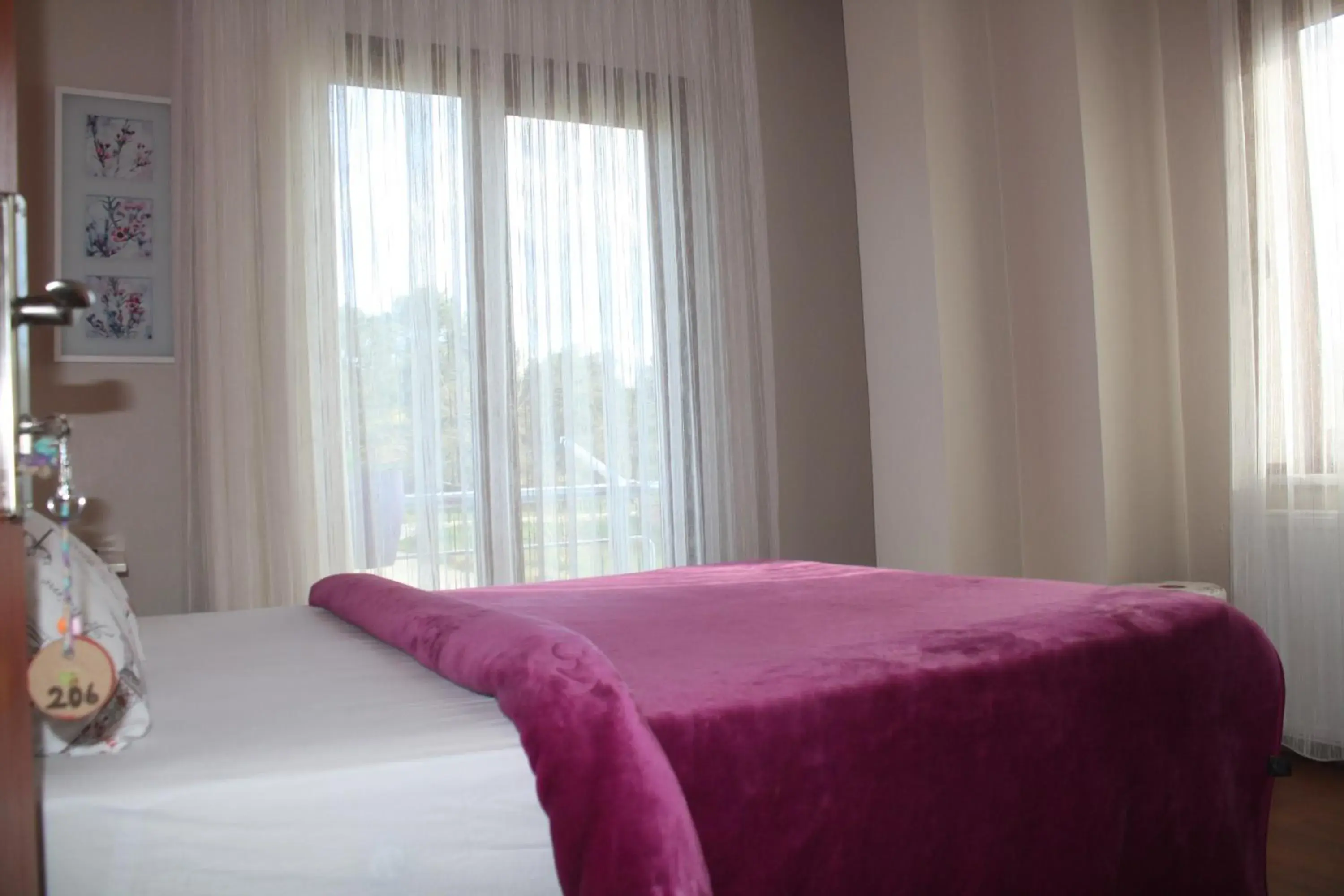 Double Room in Sapphire Hotel Double Room in Sapphire Hotel