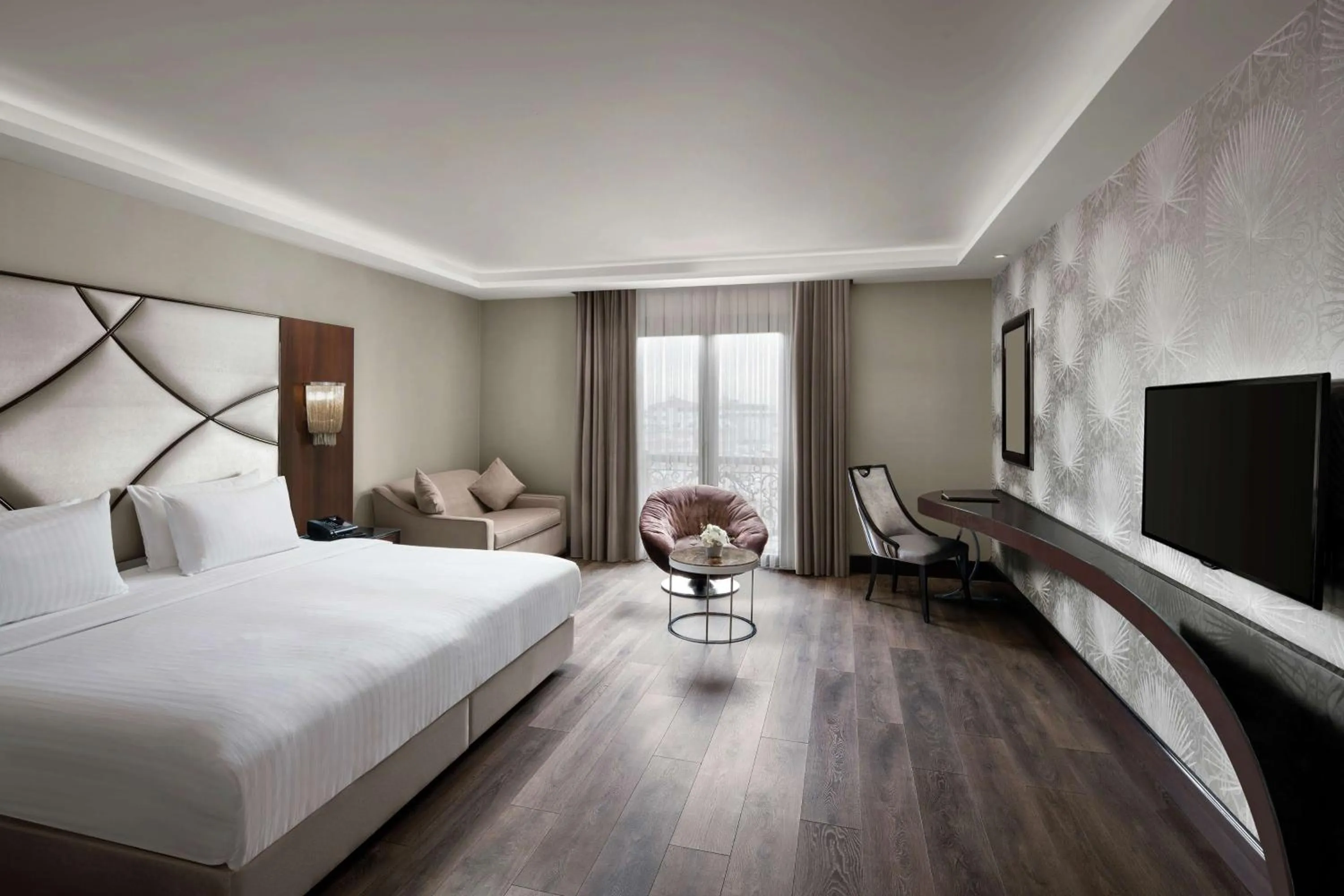 Bedroom, Bed in DoubleTree by Hilton Istanbul Gayrettepe