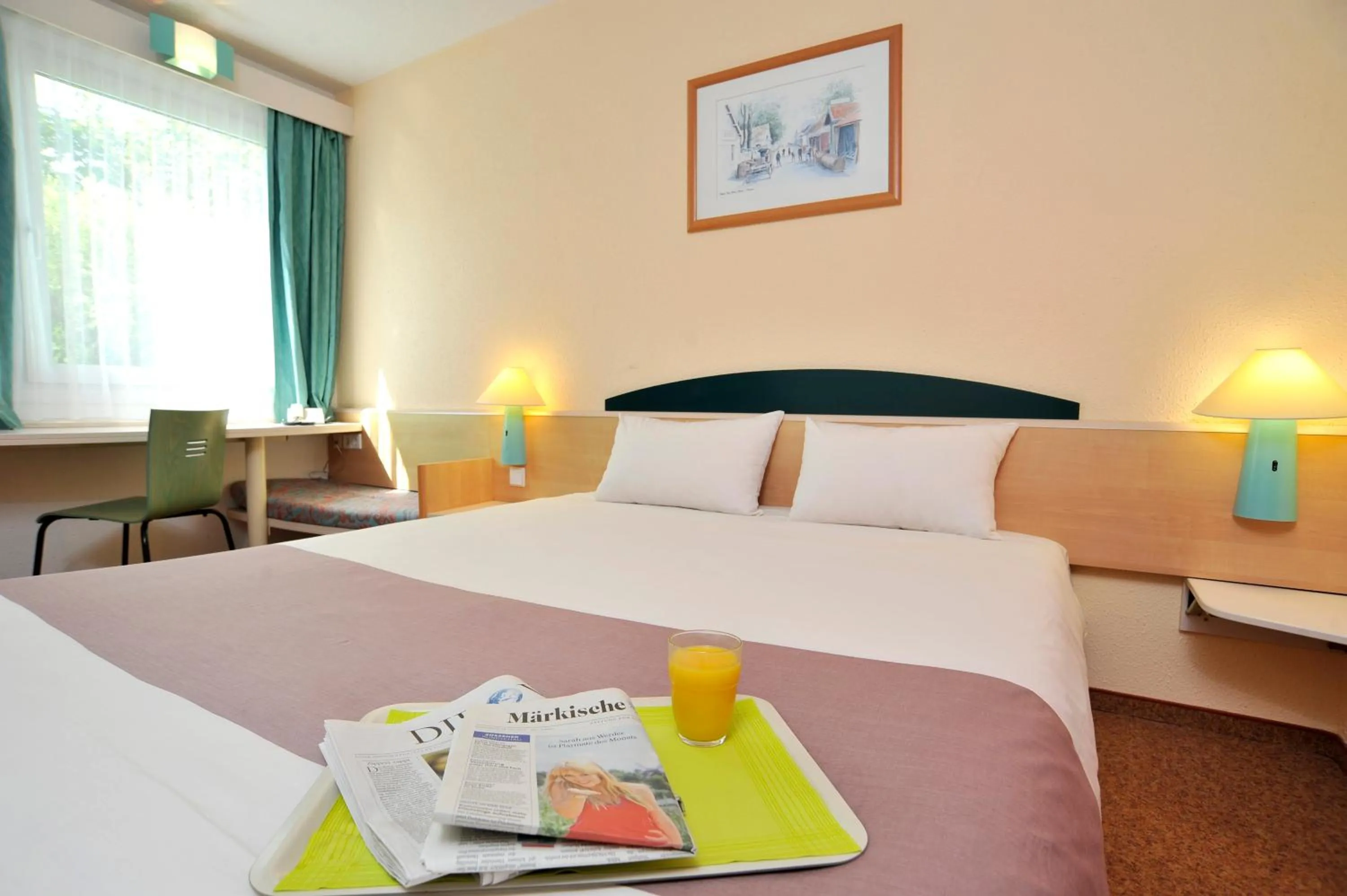 Bed in Plaza Inn Berlin Süd Ludwigsfelde