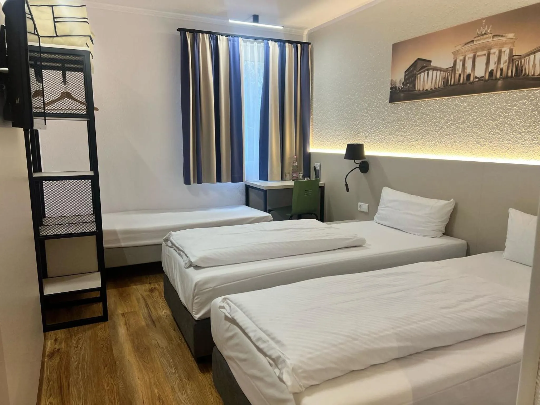 Bed in Plaza Inn Berlin Süd Ludwigsfelde