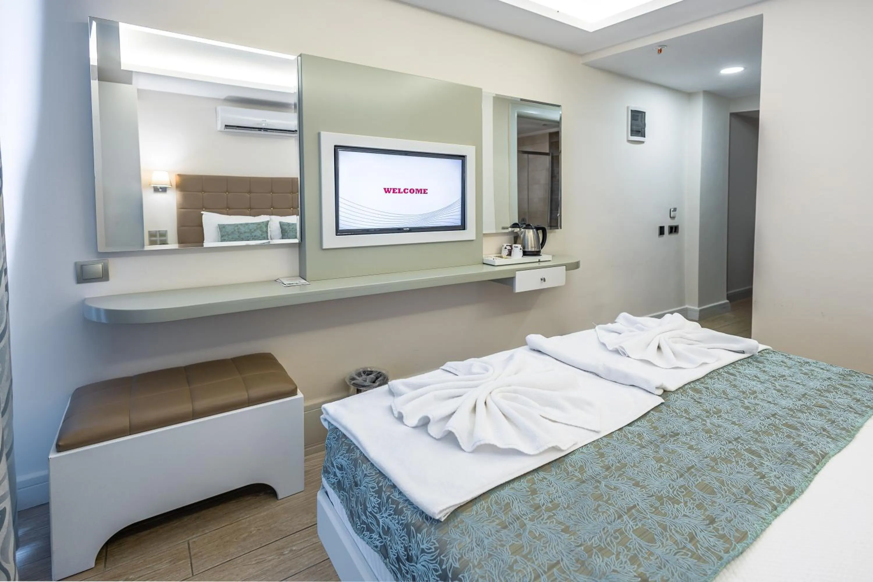 Bedroom in Asli Hotel