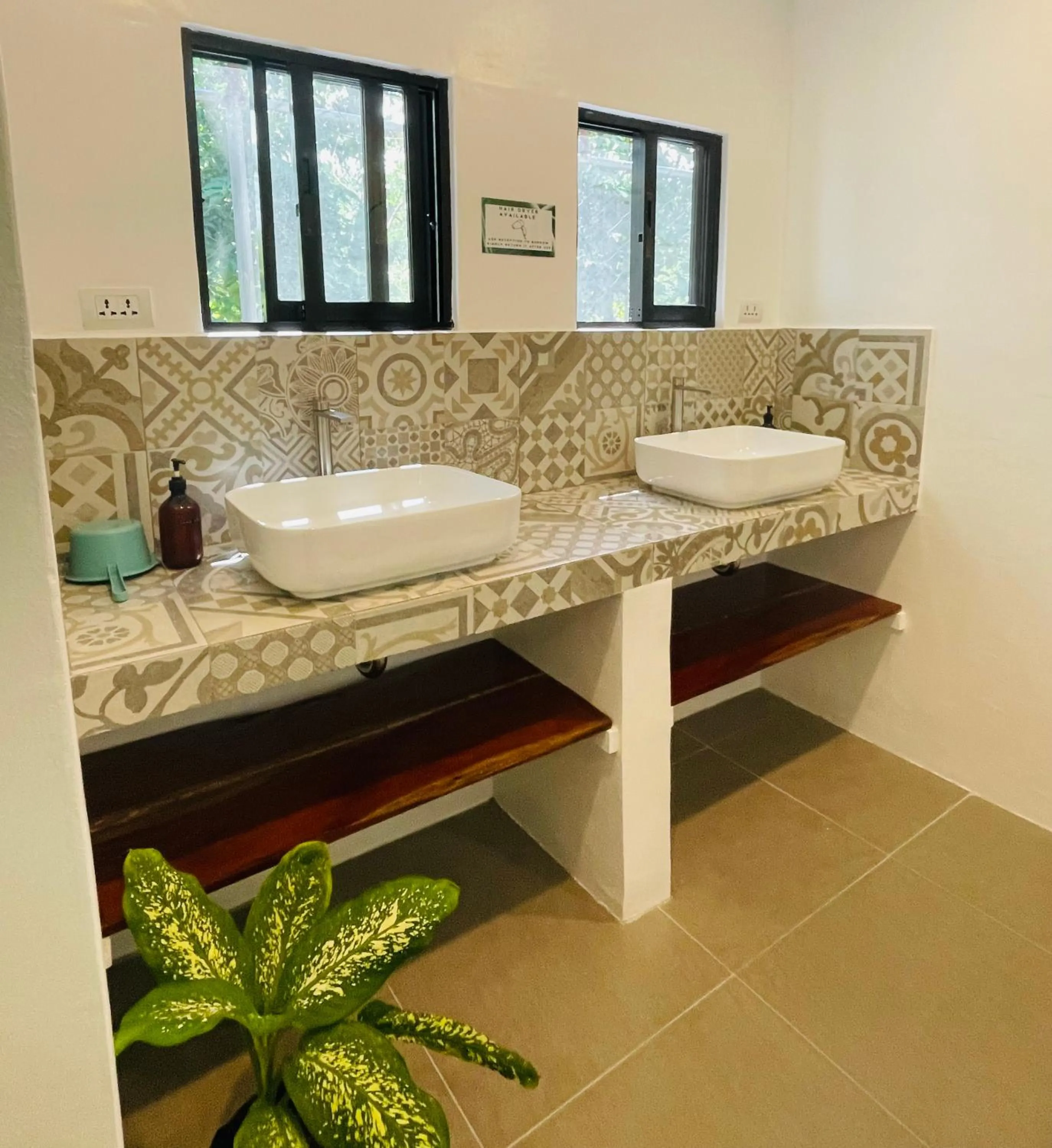 Bathroom in MAAYONG HOSTEL