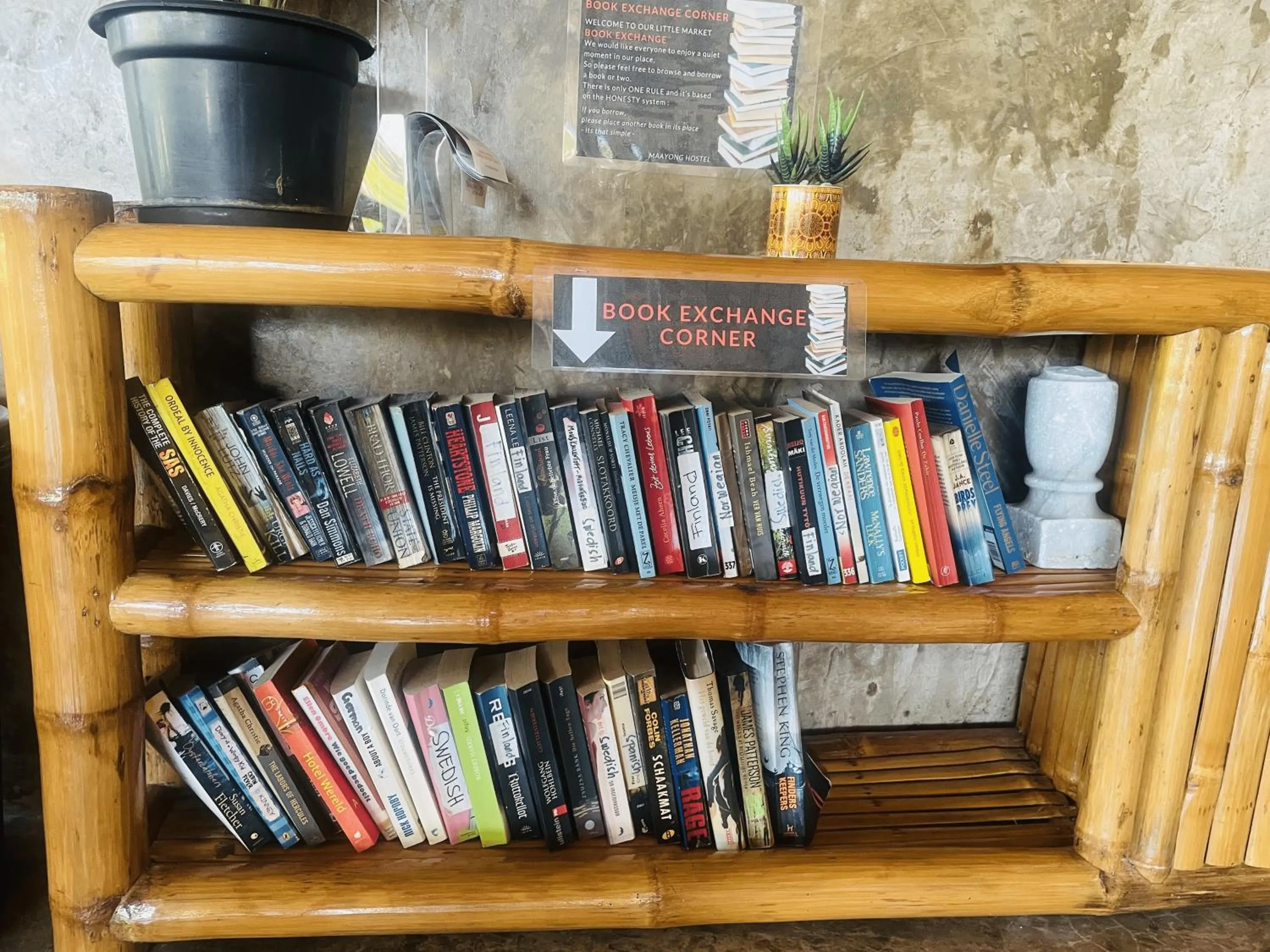 Library in MAAYONG HOSTEL