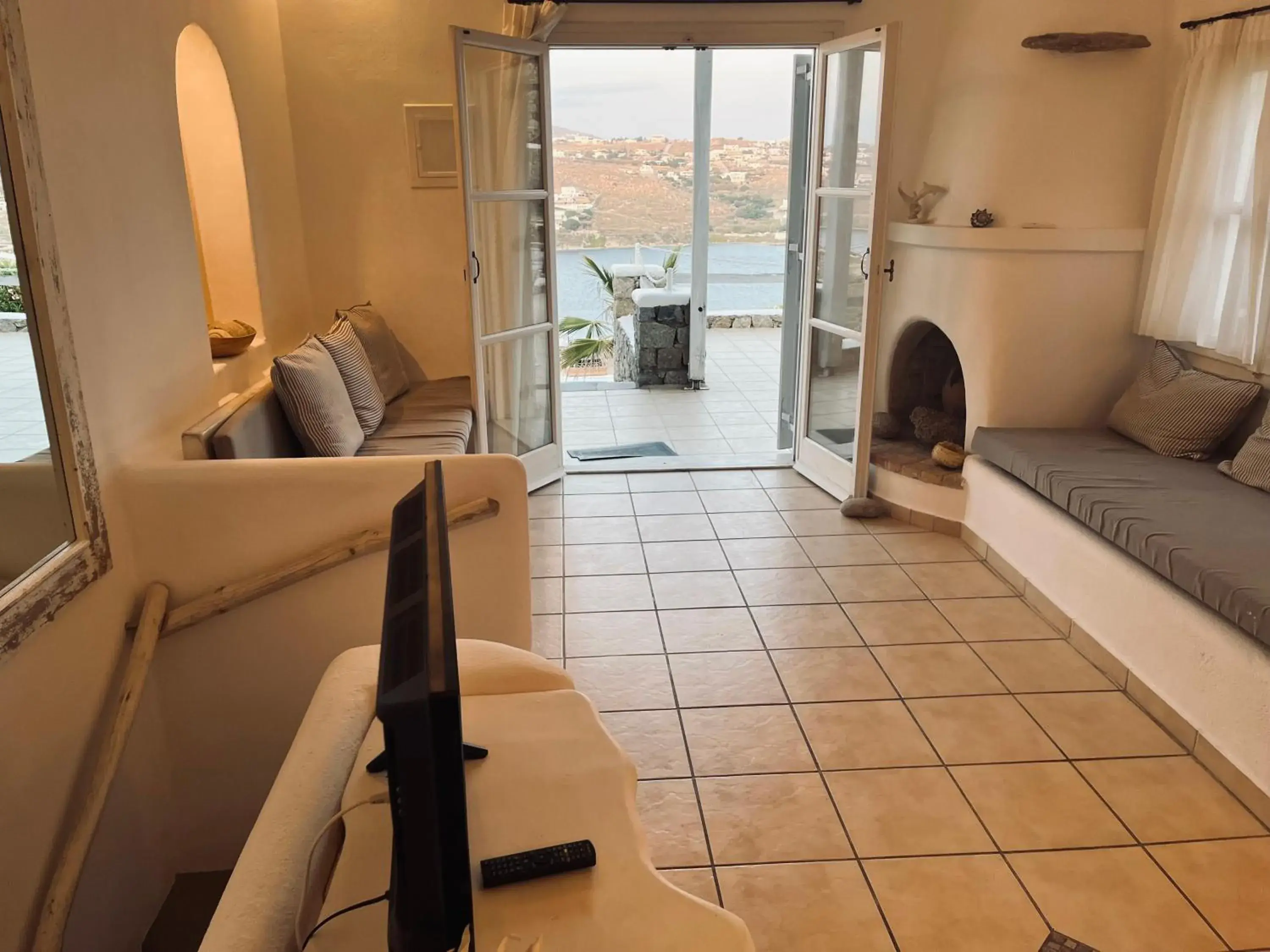 Family Apartment with Sea View - Split Level in Navy Blue Suites Family Apartment with Sea View - Split Level in Navy Blue Suites