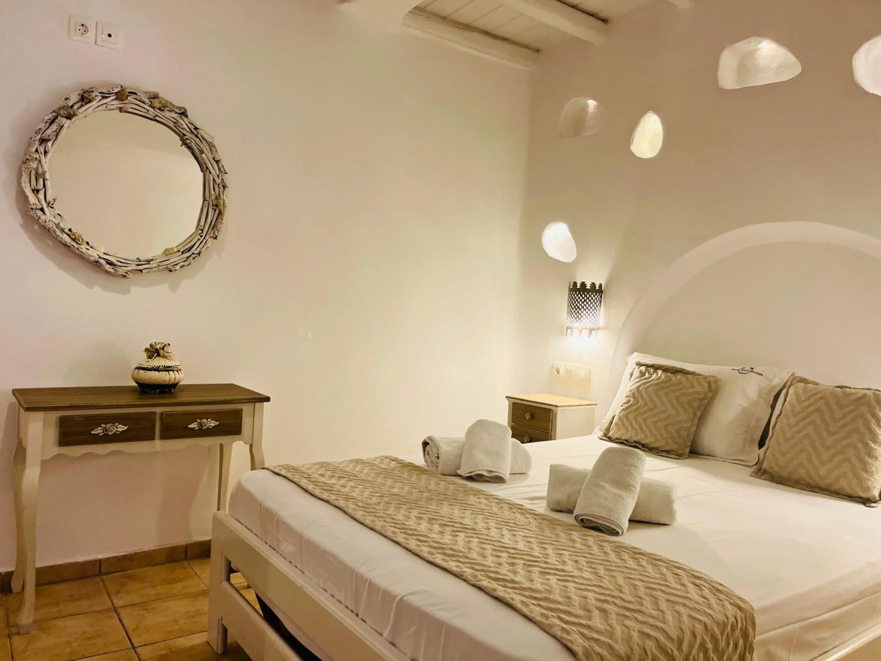 Bed in Navy Blue Suites