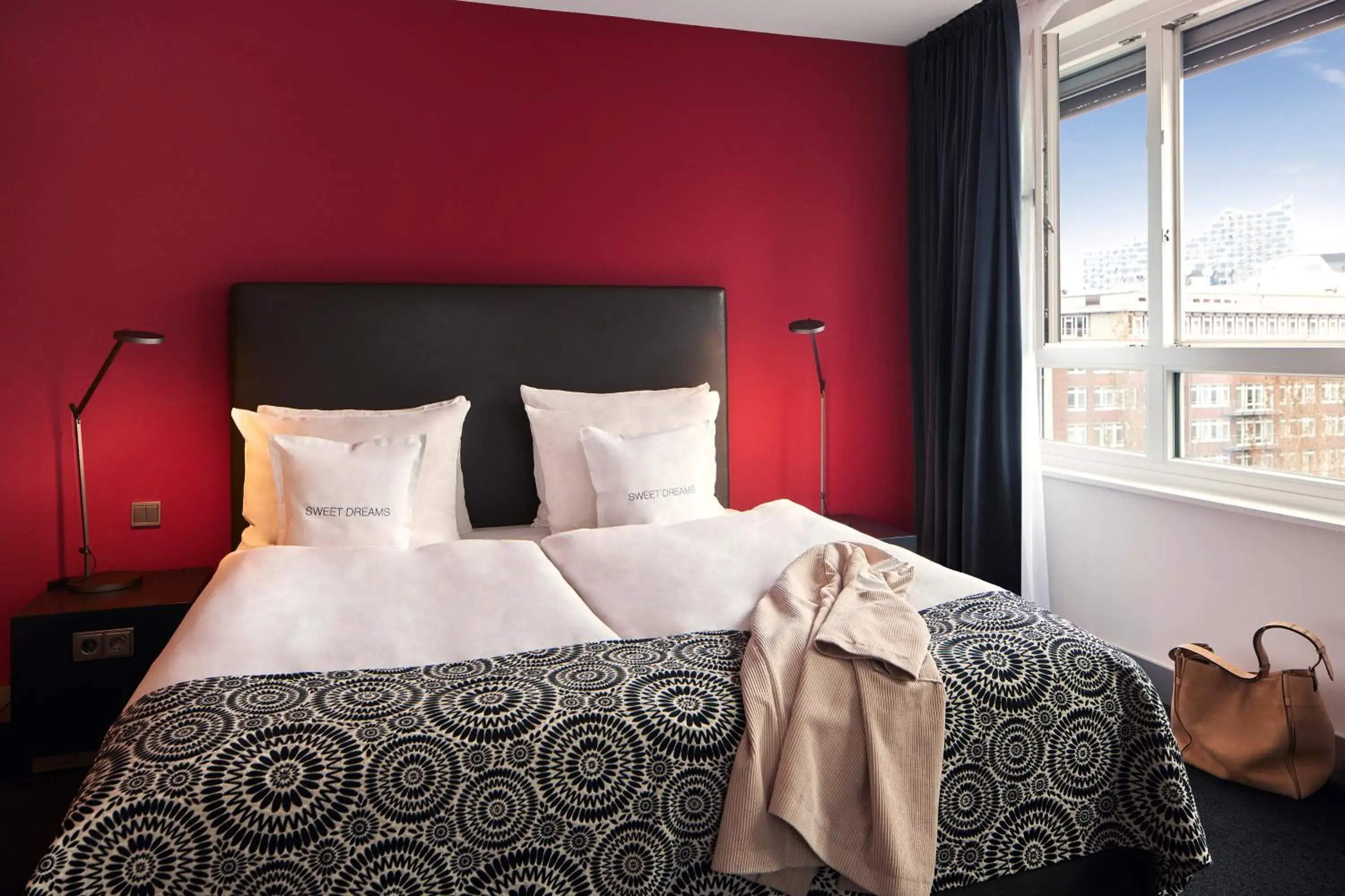 Two-Bedroom Suite with Kitchenette - single occupancy in THE MADISON Hotel Hamburg Two-Bedroom Suite with Kitchenette - single occupancy in THE MADISON Hotel Hamburg