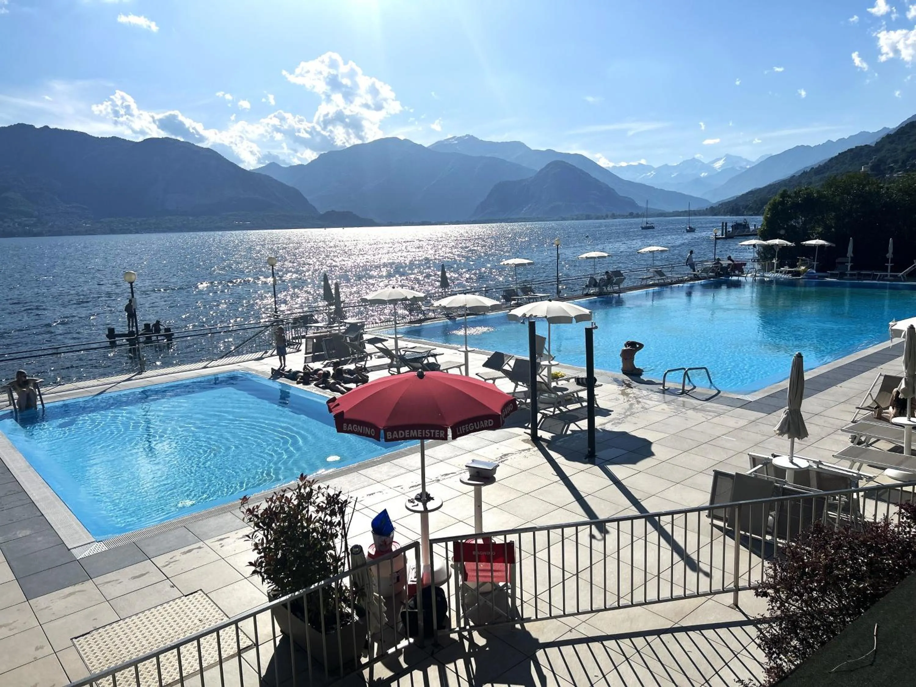 Swimming pool in Residenza Pesce D'Oro