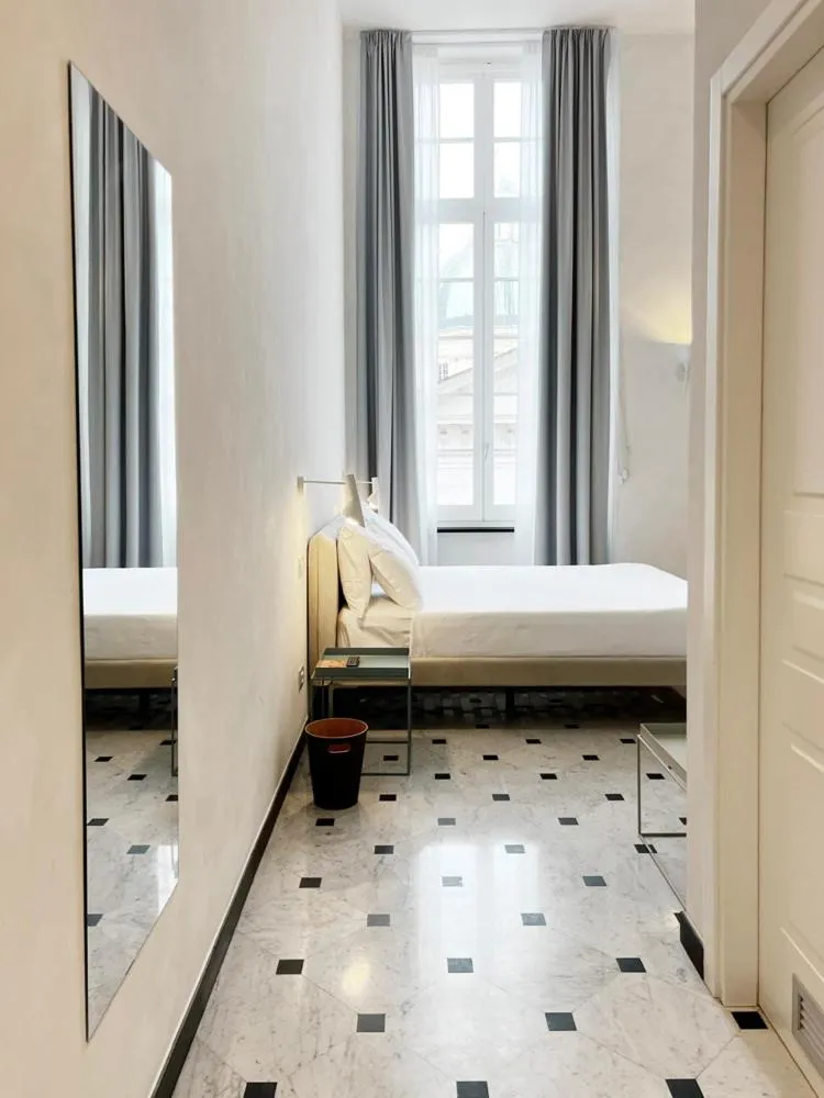 Photo of the whole room, Bed in Hotel Le Nuvole Residenza d'Epoca