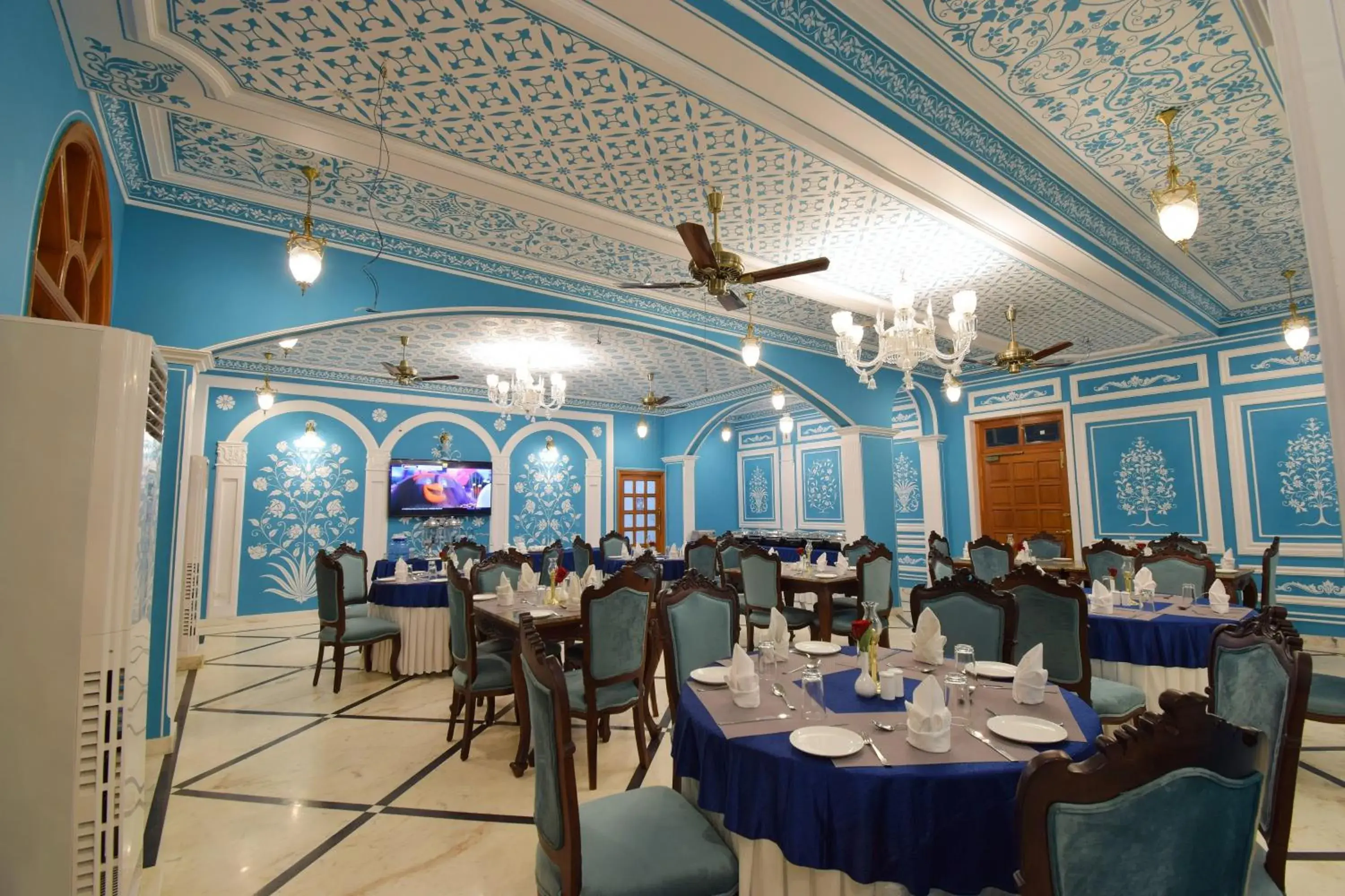 Restaurant/places to eat in Umaid Farm Resort- A Legancy Vintage Stay In Jaipur Restaurant/places to eat in Umaid Farm Resort- A Legancy Vintage Stay In Jaipur