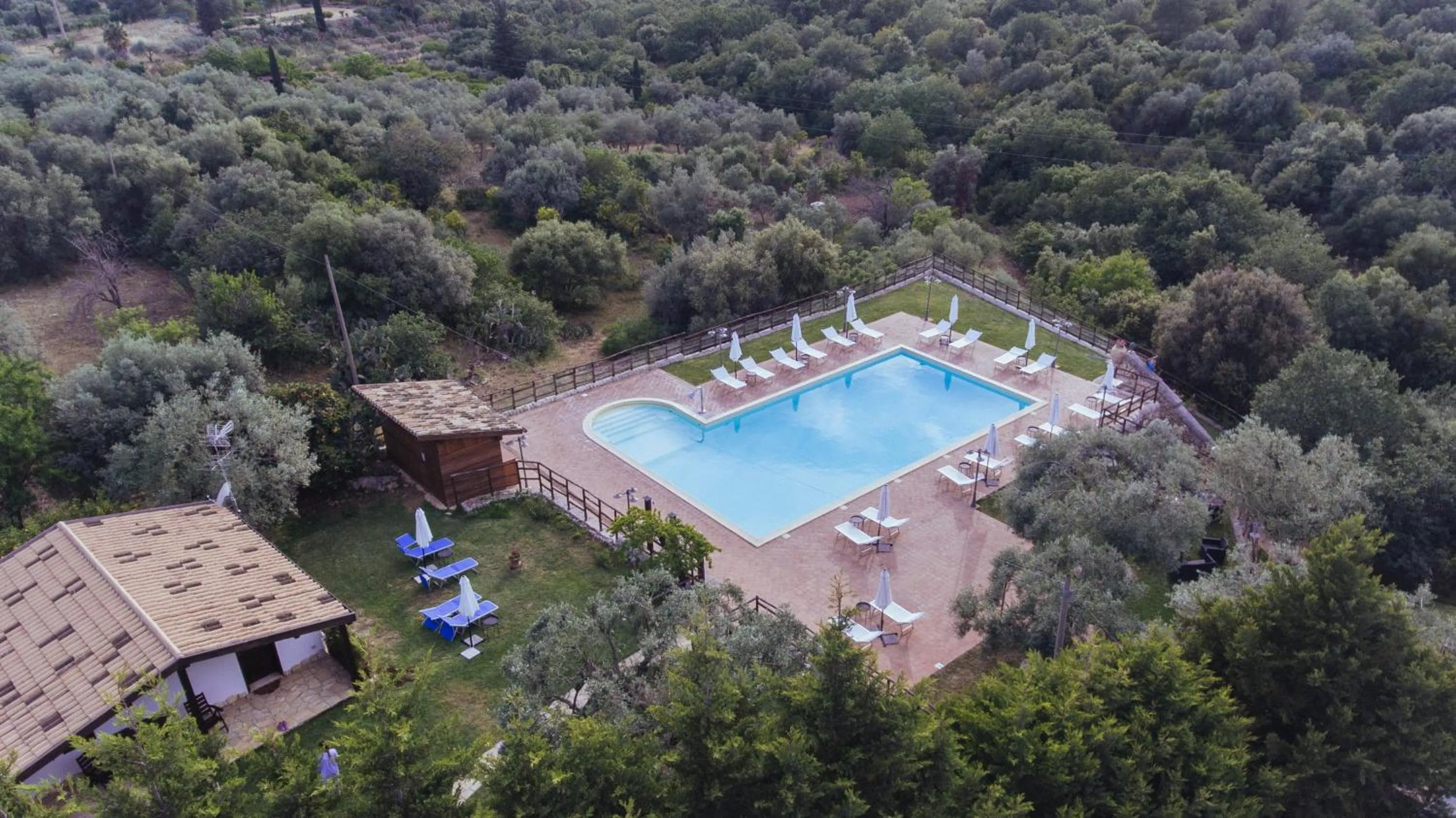 Swimming pool in Pantalica Ranch Agriturismo Siciliano