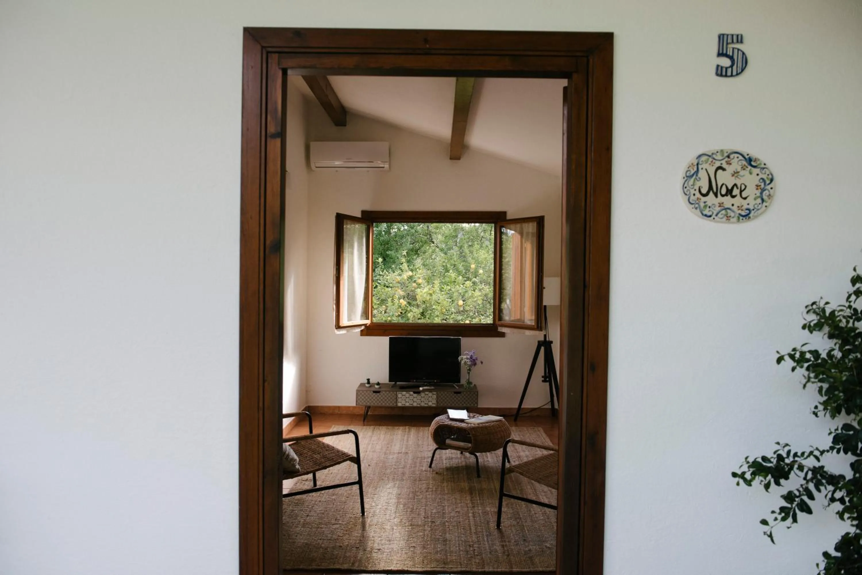 TV and multimedia in Pantalica Ranch Agriturismo Siciliano