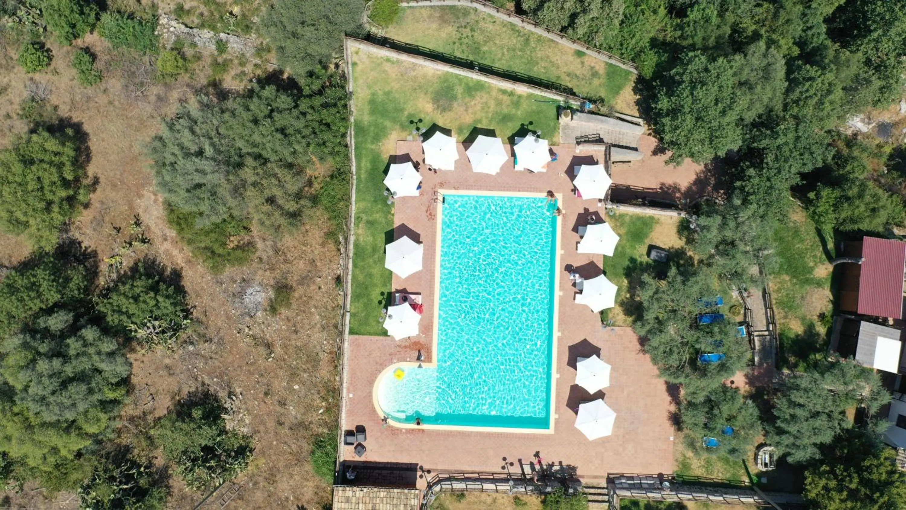Pool view in Pantalica Ranch Agriturismo Siciliano