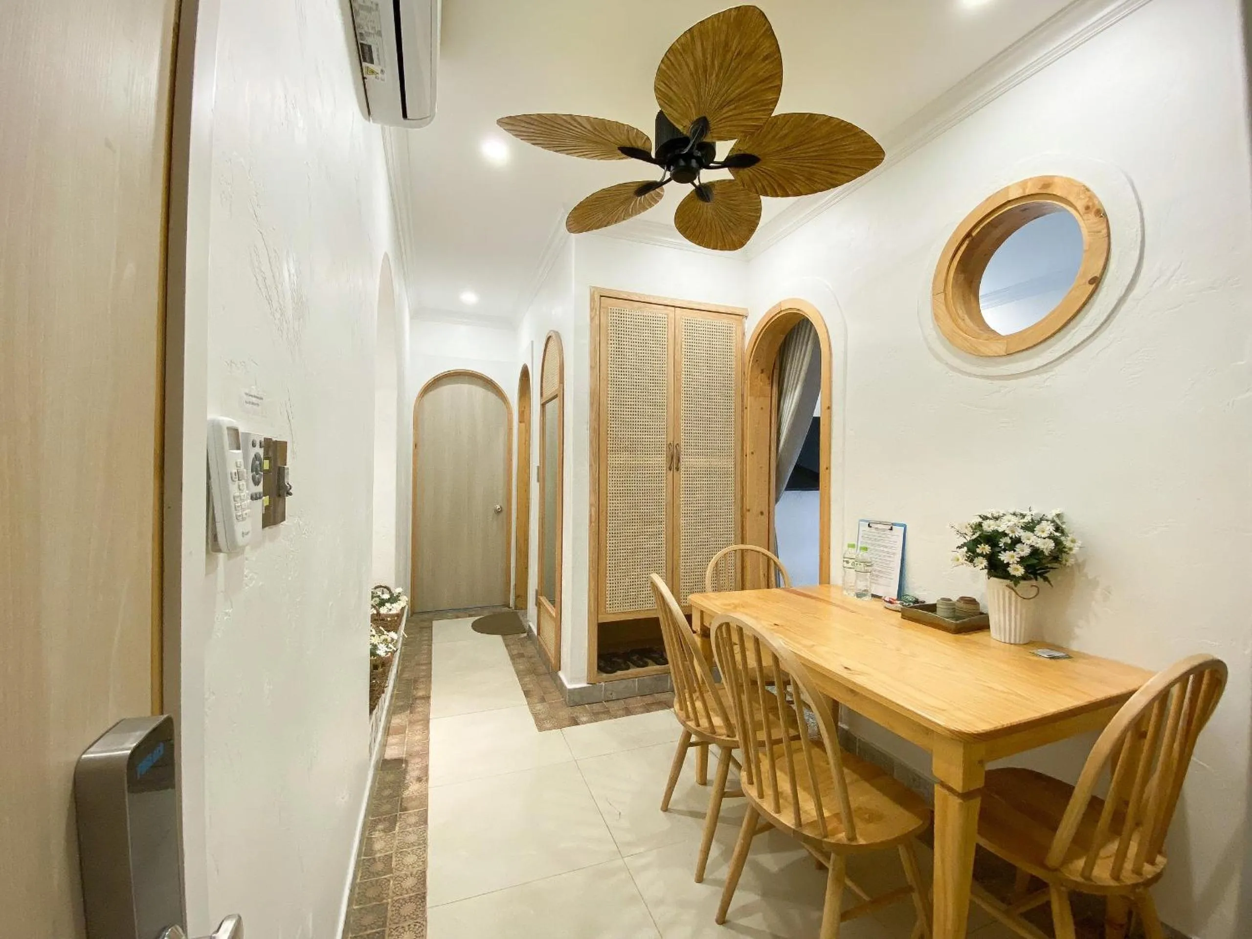 Hue Crown Boutique best hotel