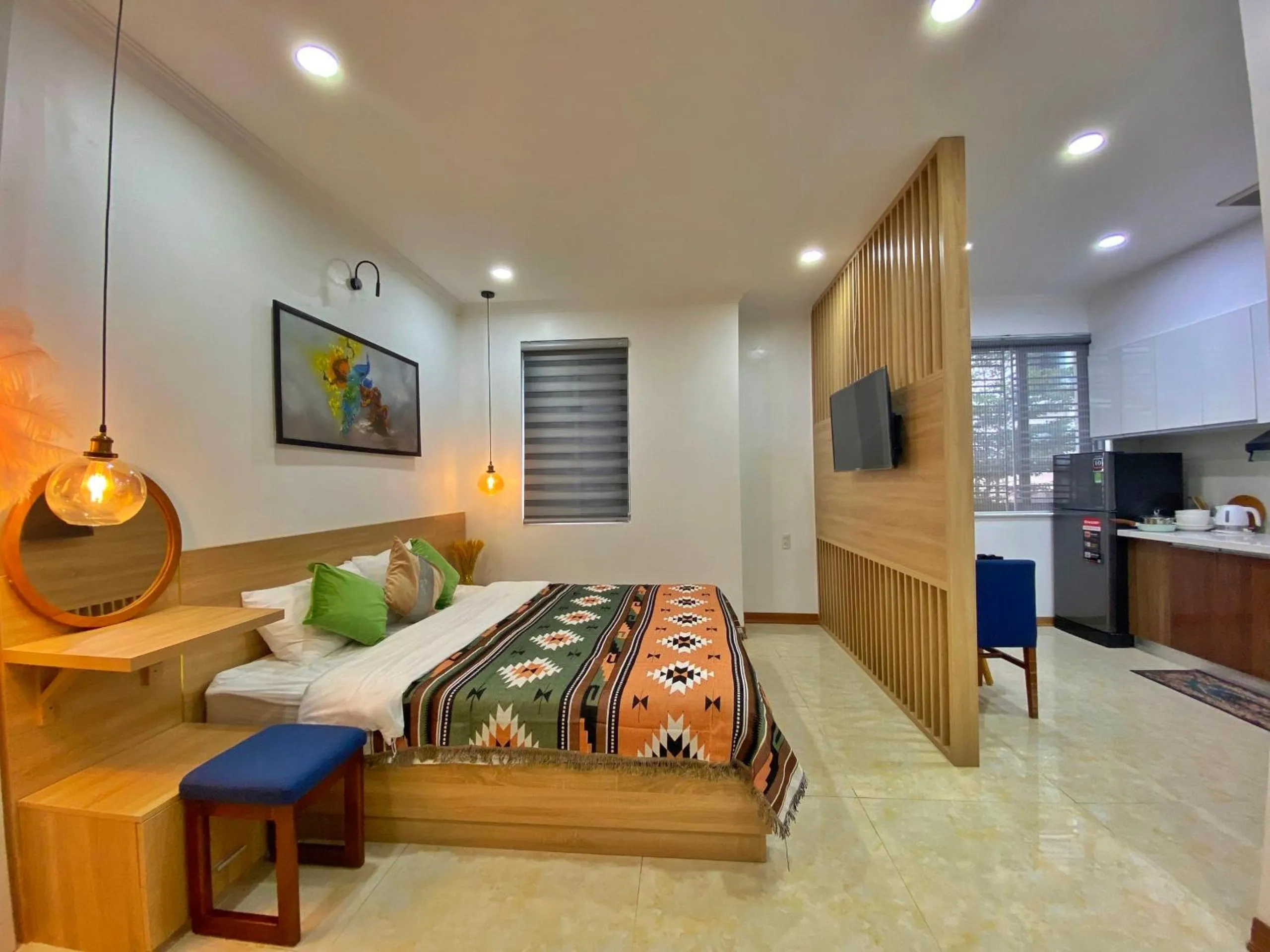 Bed in Hue Crown Boutique best hotel