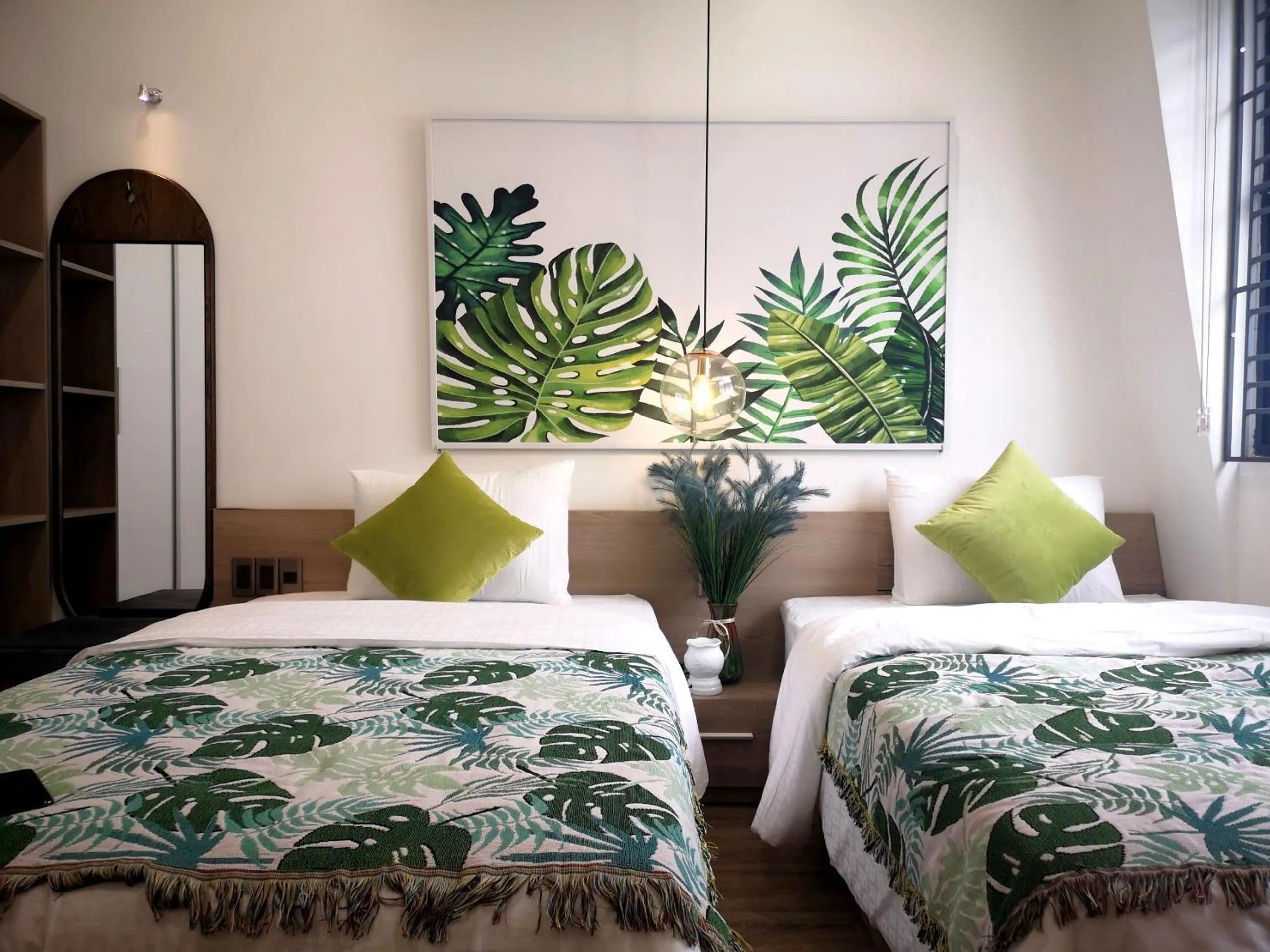 Bed in Hue Crown Boutique best hotel