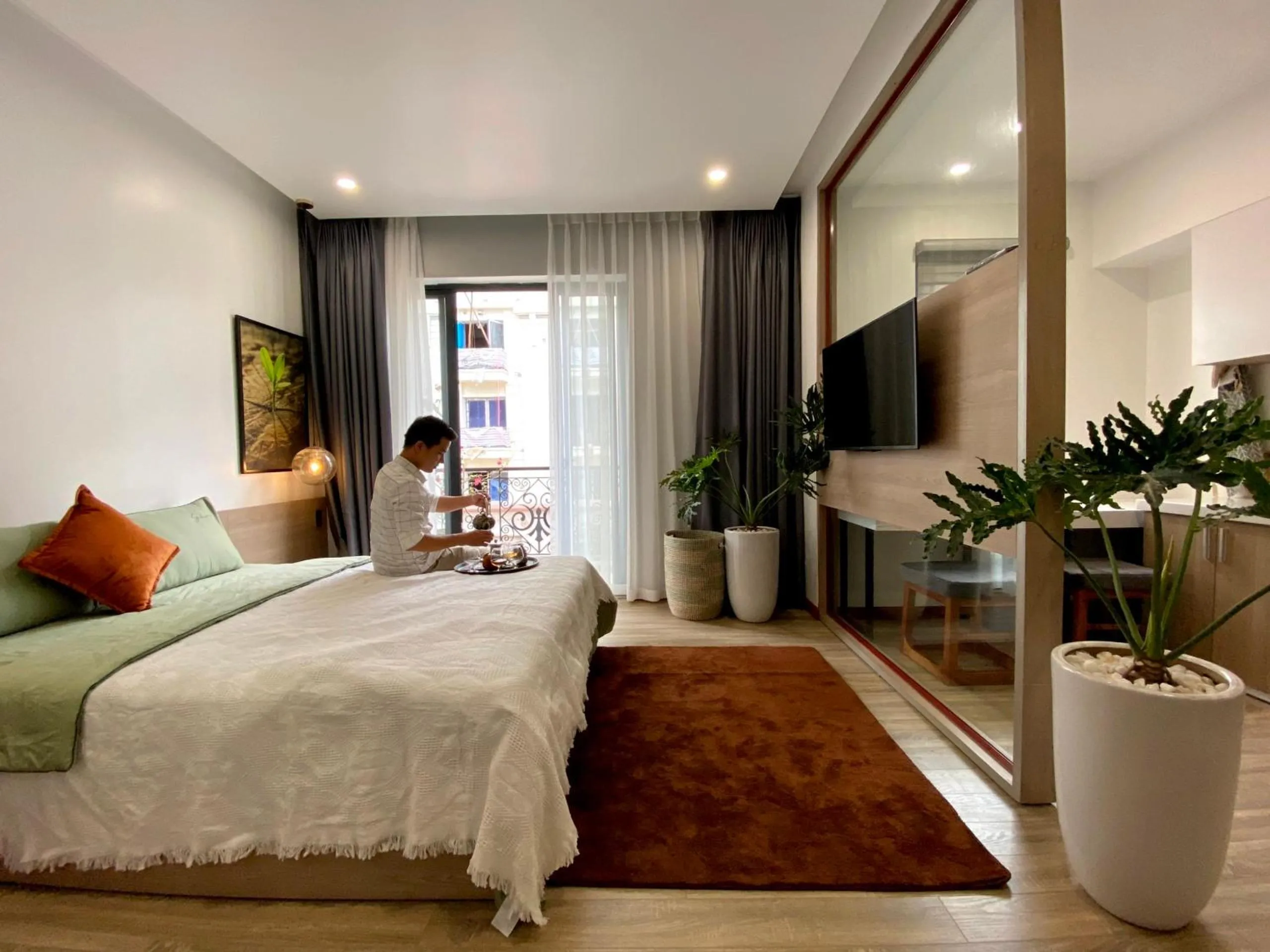 Bed in Hue Crown Boutique best hotel